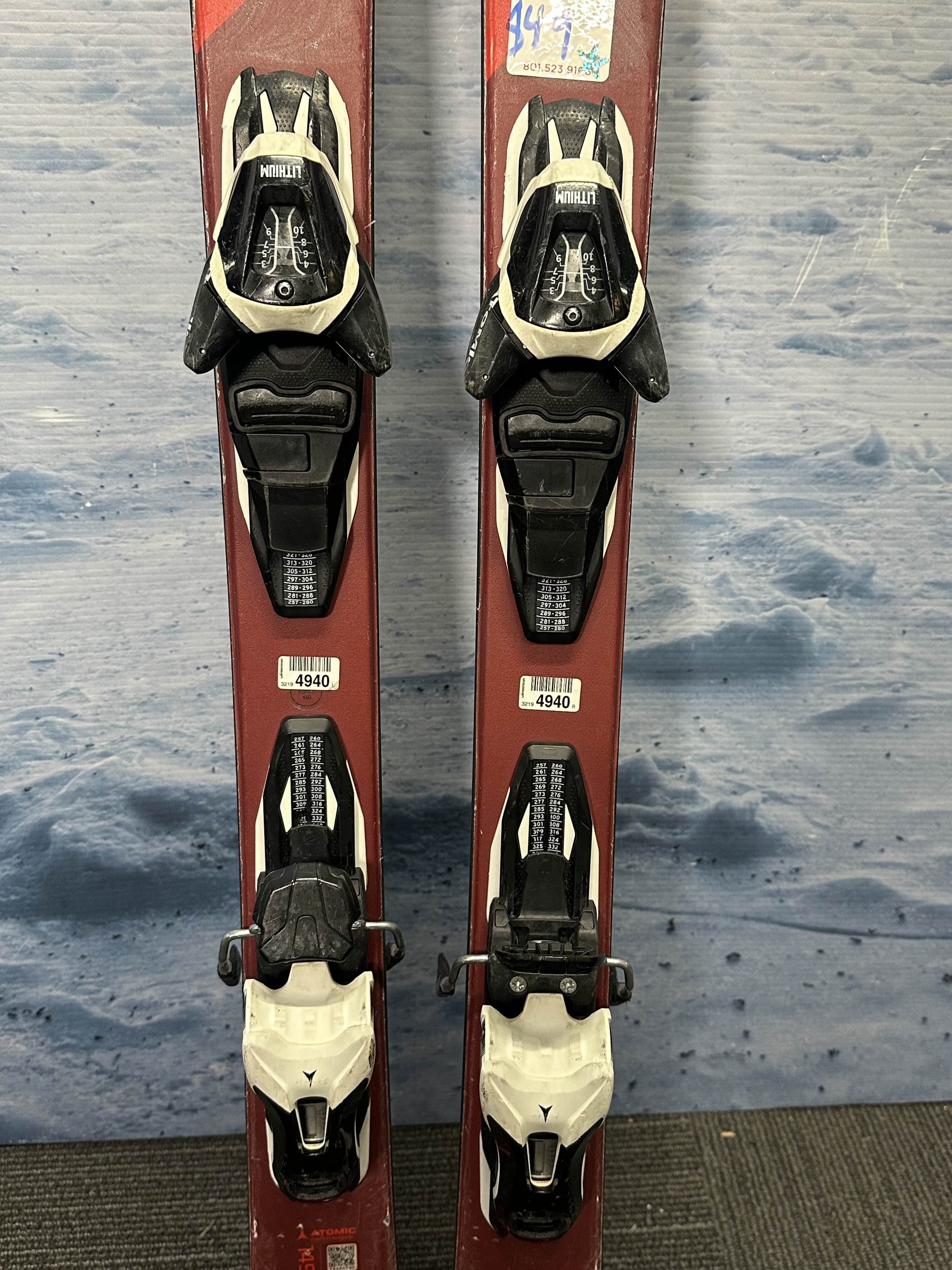 Used Atomic Vantage 149cm w/ Atomic Lithium 10 Bindings