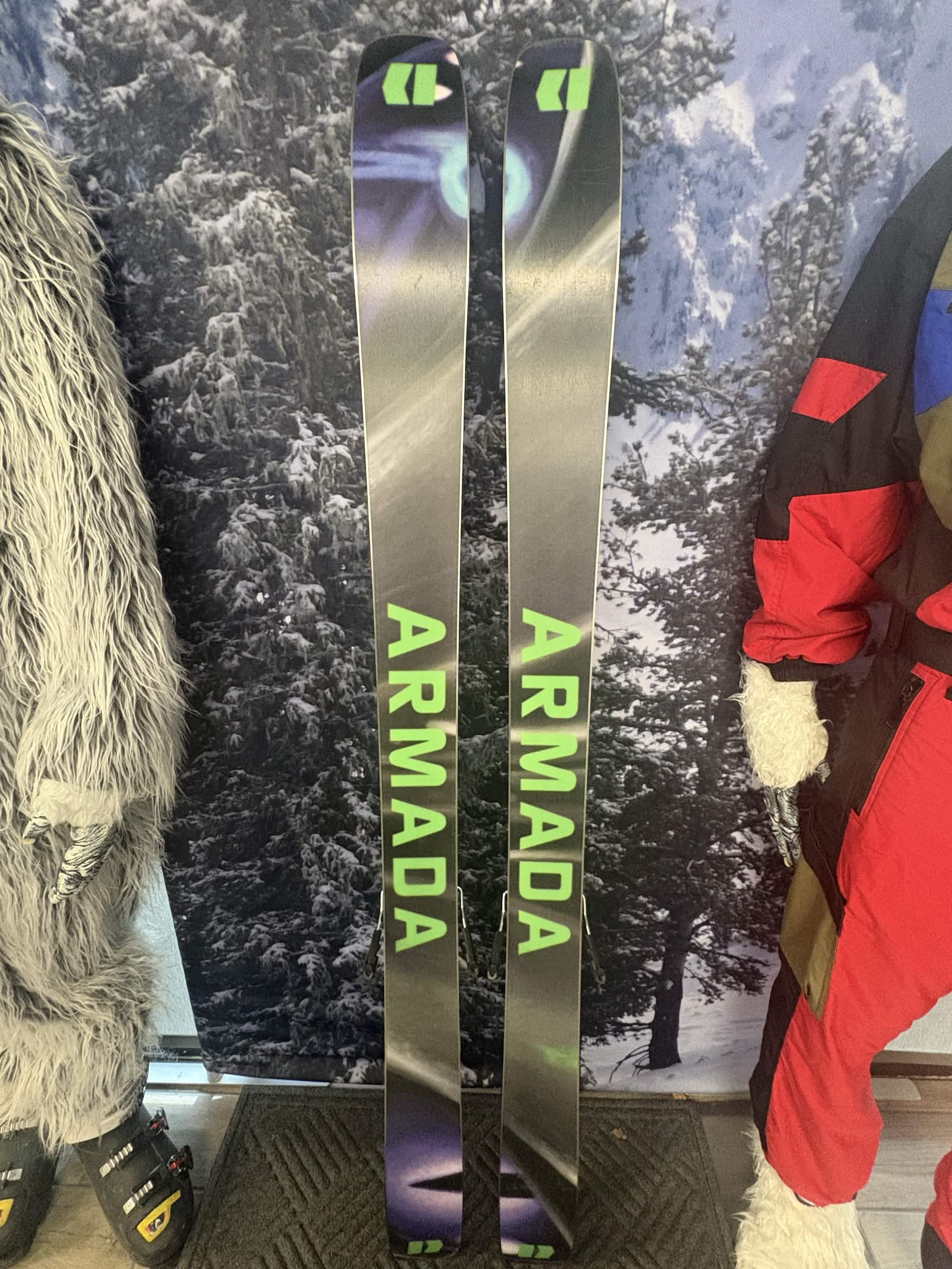 Armada ARV 100 Madsteez 172cm Skis w/ ATOMIC NR Strive 13 GW ATO Demo Binding - New 2027