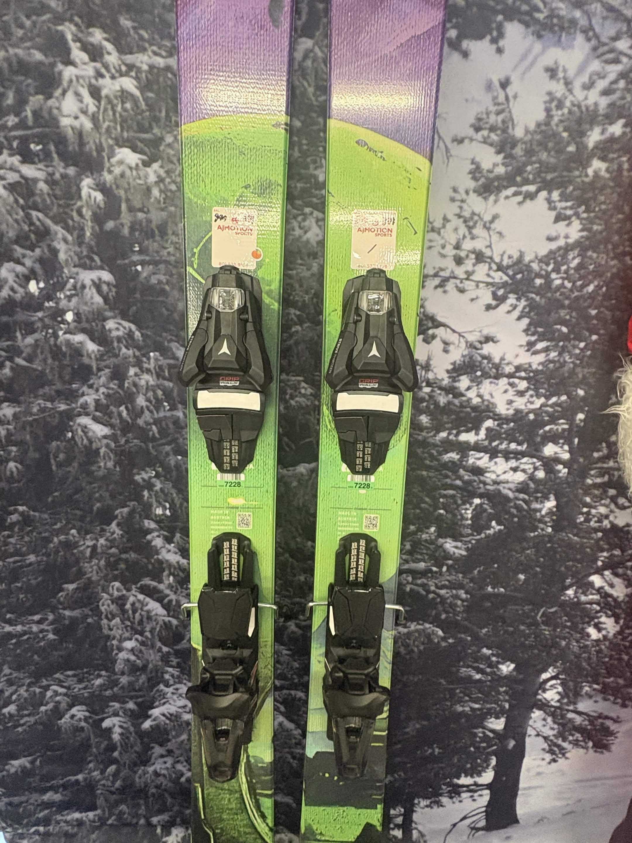 Armada ARV 100 Madsteez 179cm Skis w/ ATOMIC NR Strive 13 GW ATO Demo Binding - New 2027