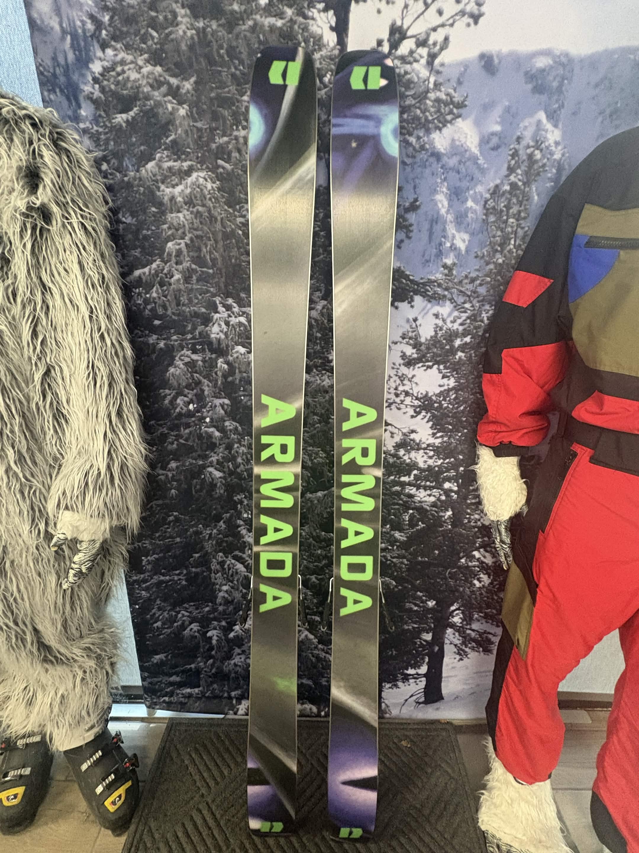 Armada ARV 100 Madsteez 179cm Skis w/ ATOMIC NR Strive 13 GW ATO Demo Binding - New 2027