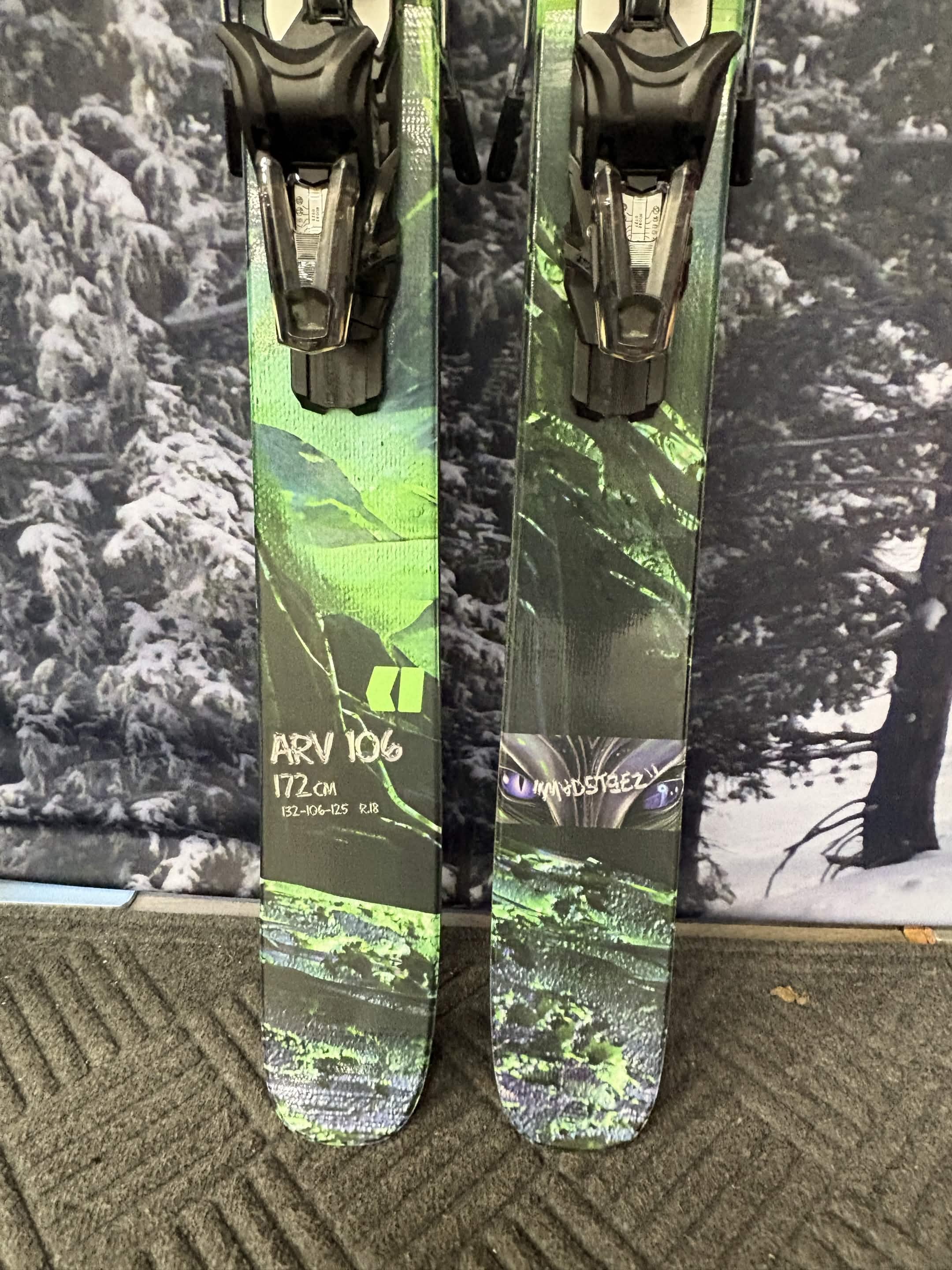 Armada ARV 106 Madsteez 172cm Skis w/ ATOMIC NR Strive 11 GW ATO Demo Binding - New 2027