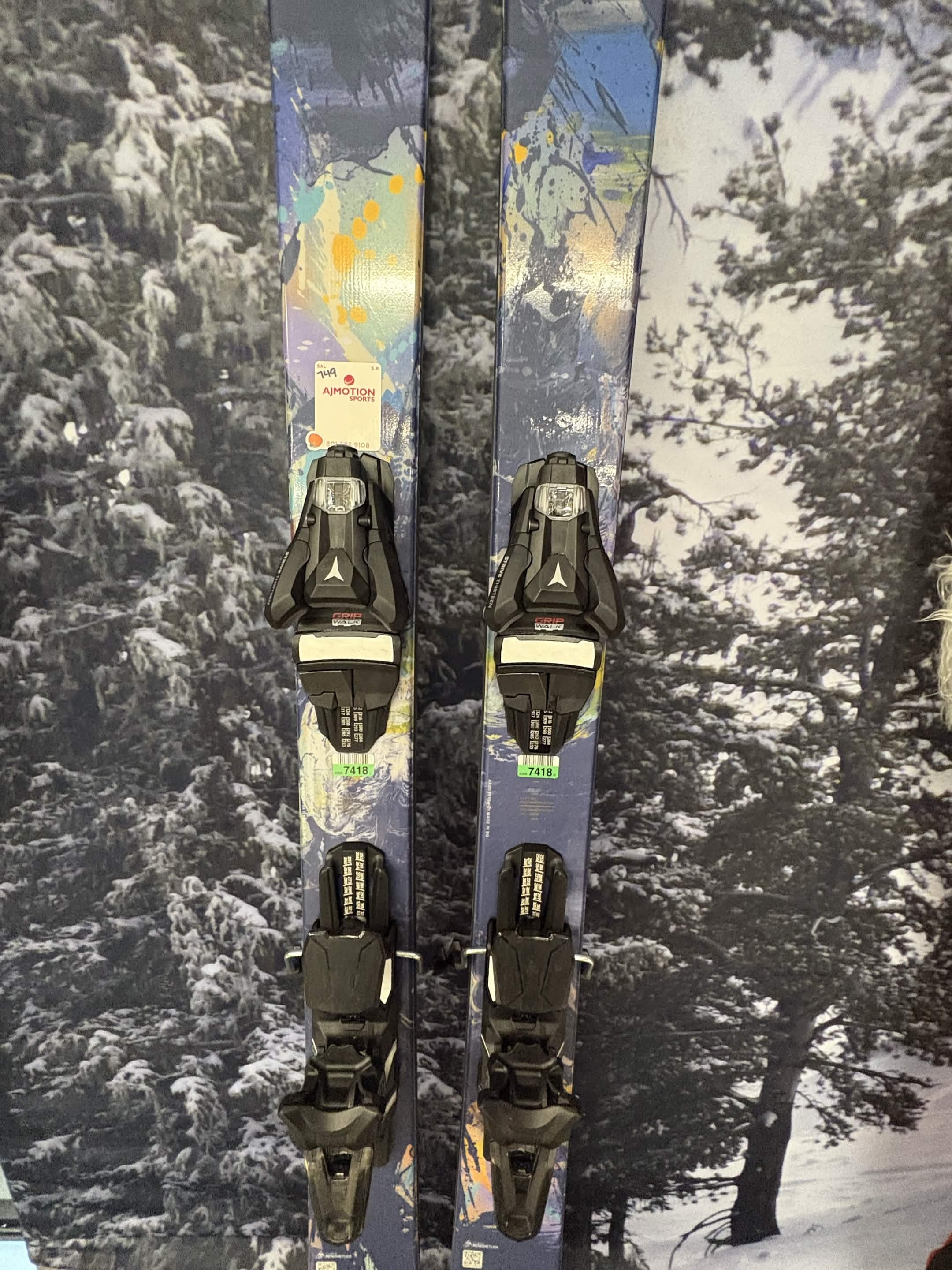 Atomic Bent Chetler 90 175cm Skis w/ ATOMIC NR Strive 13 GW ATO Demo Binding - New 2027