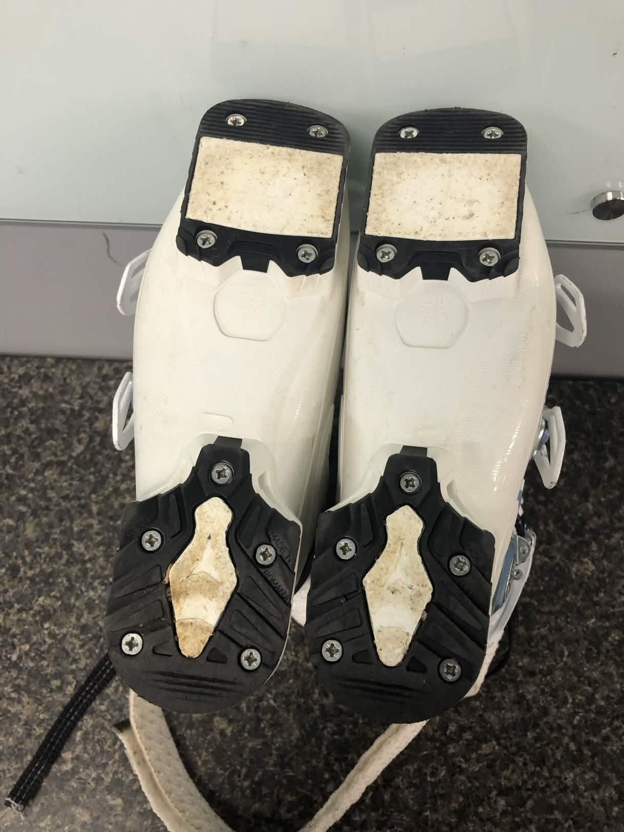 Used Atomic Hawx Ultra 90 Ski Boot 23.5cm