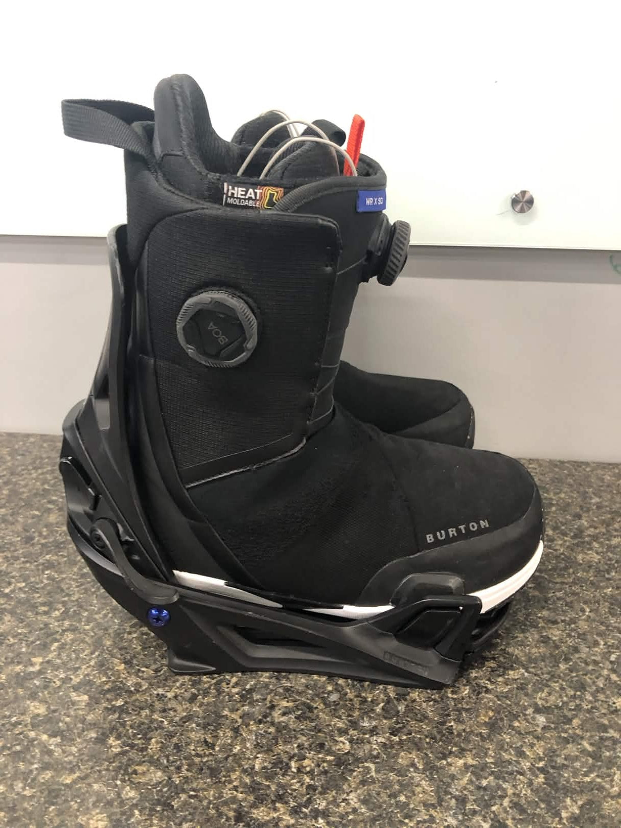 Used Burton Waverange X Step-on Snowboard Boot & Binding Mens 9(25/26)