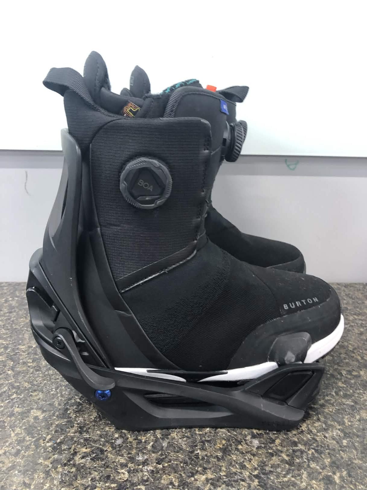 Used Burton Waverange X Step-on Snowboard Boot+Binding Womens 9(25/26)