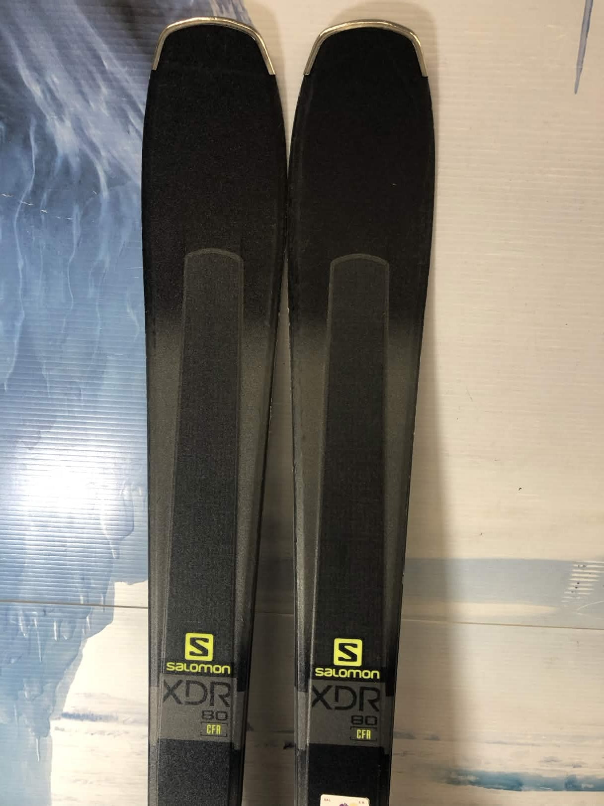 Used Salomon XDR 80CF R 180cm Skis w/ Salomon Mercury 11 GW Binding