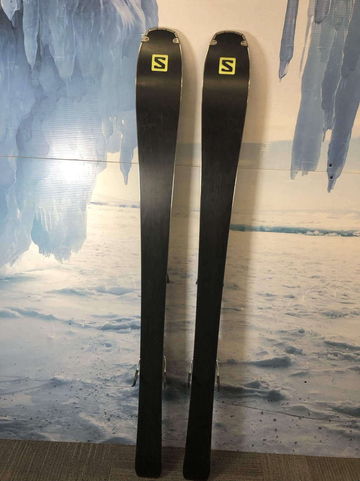 Used Salomon XDR 80ST C 160cm Skis w/ Salomon E Z12 GW Binding