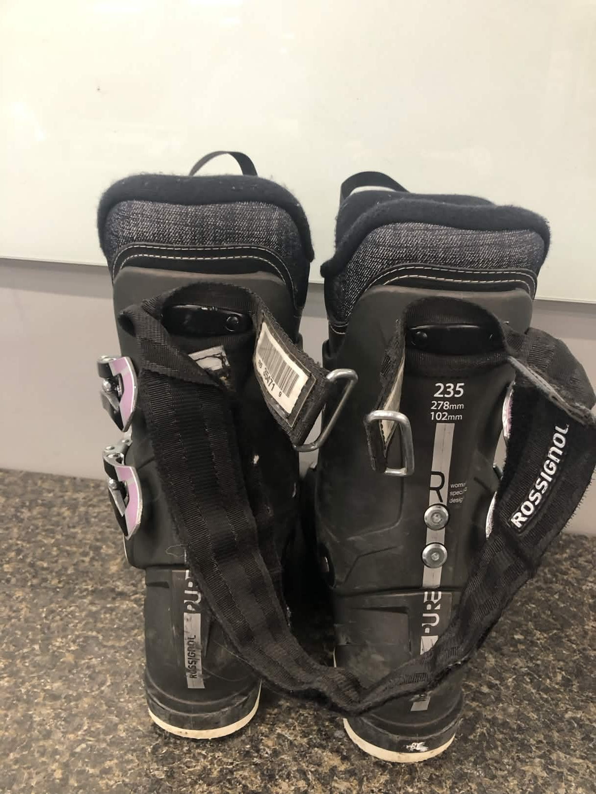 Used Rossignol Pure Ski Boot 23.5CM