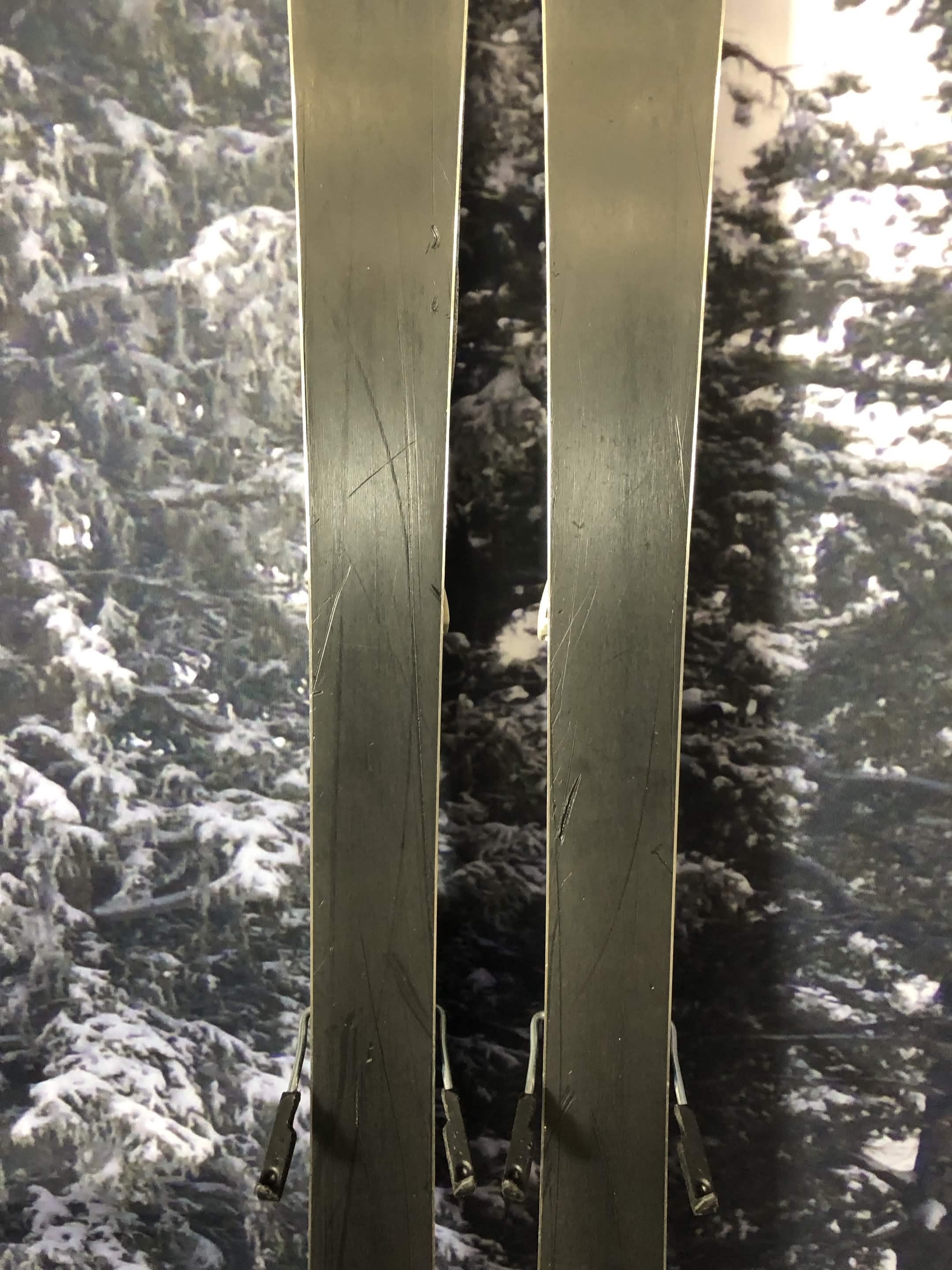 Used Atomic Vantage Jr Kids Ski - 140CM