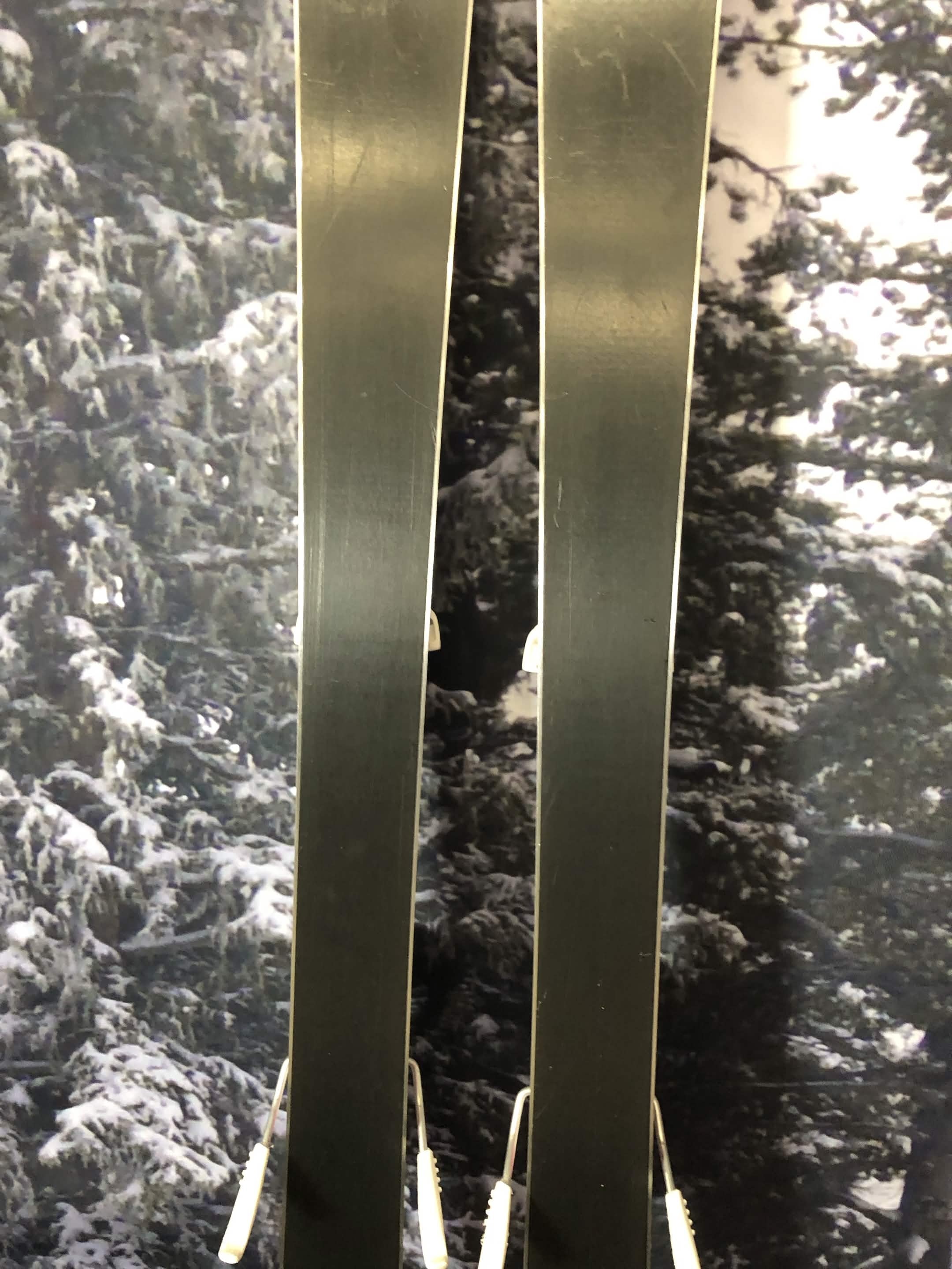 Elan Lil Snow 140cm Jr Skis w/ Elan El 7.5 Demo Binding