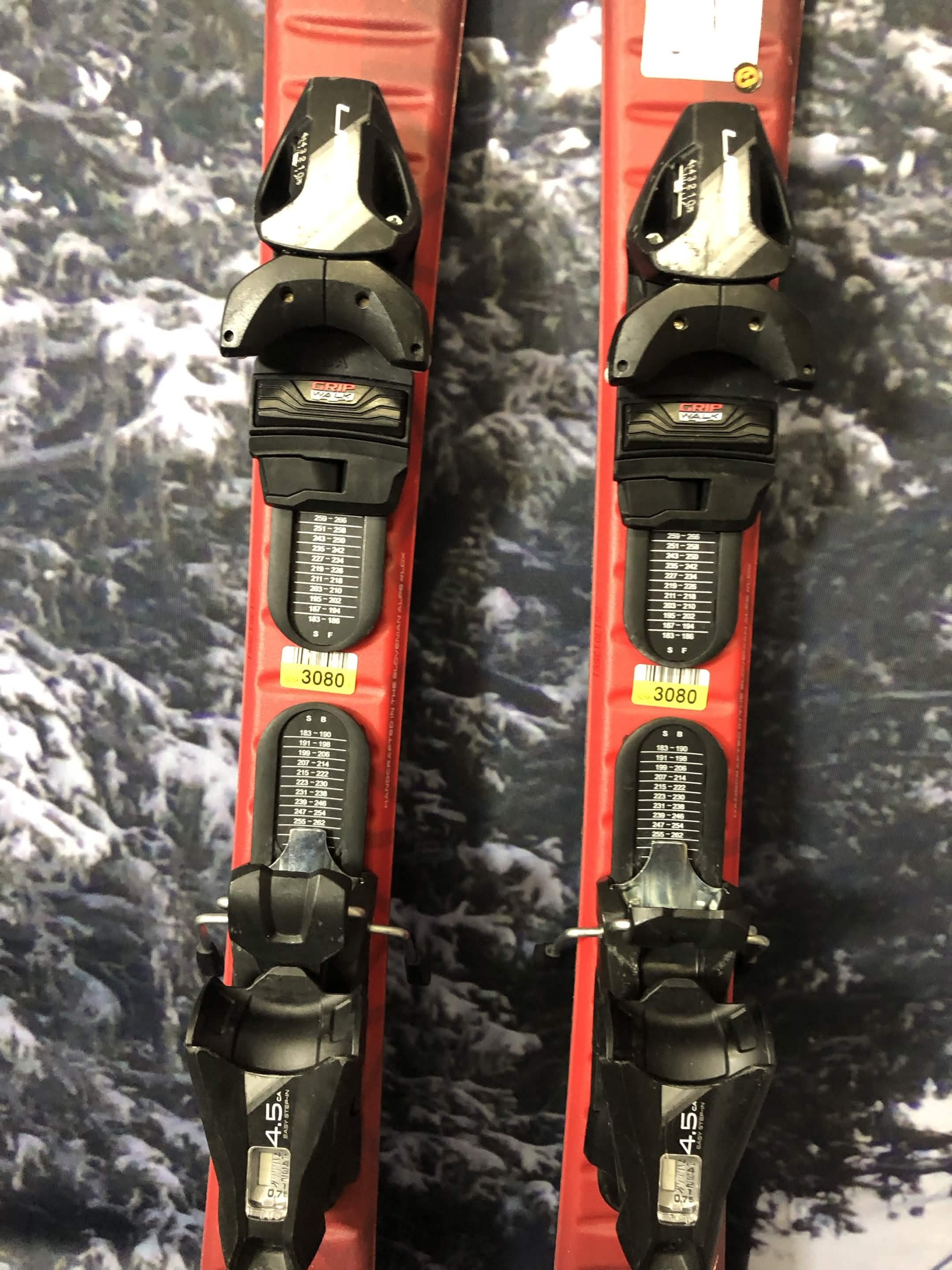 Used Elan Maxx 100cm Jr Kids Skis w/ Elan El 4.5 Binding