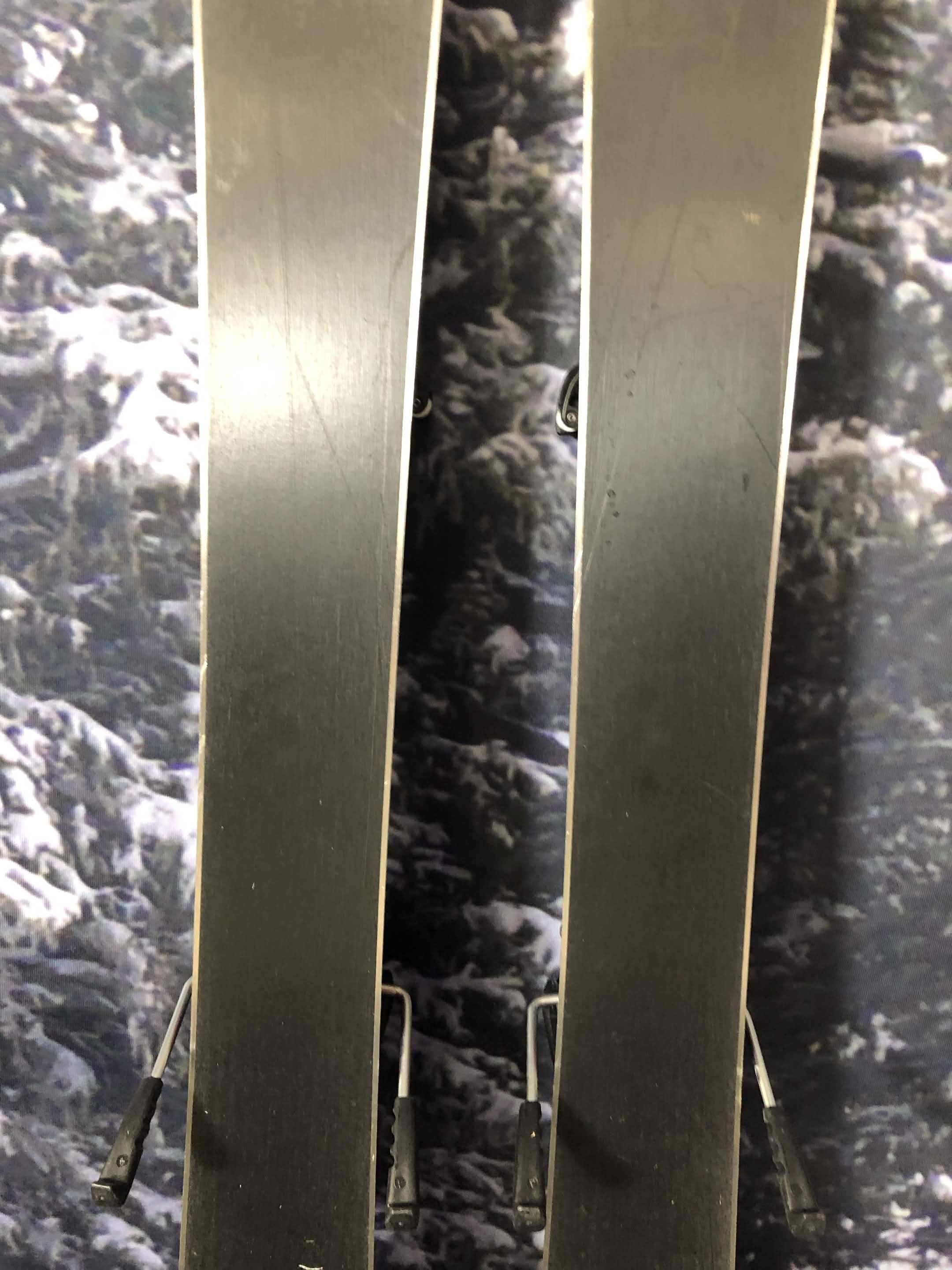 Used Elan Maxx 100cm Jr Kids Skis w/ Elan El 4.5 Binding