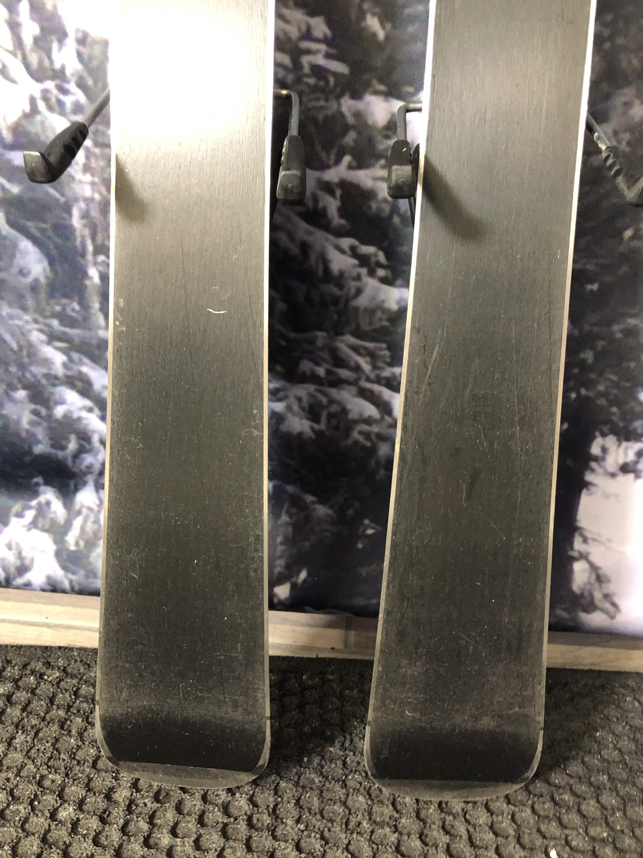 Used Elan Maxx 100cm Jr Kids Skis w/ Elan El 4.5 Binding