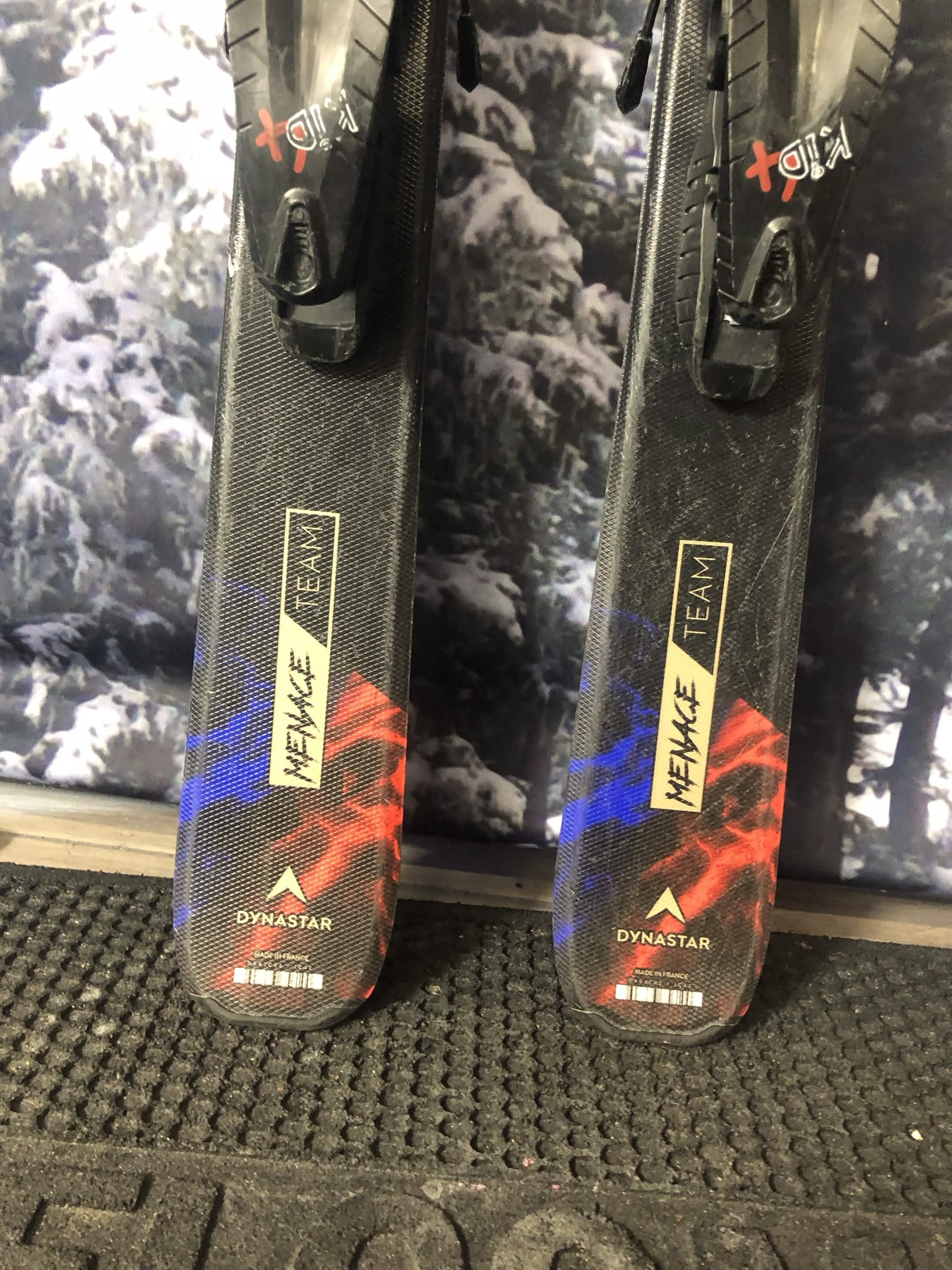 Used Dynastar Menace Team 122cm Jr Kids Skis w/ Look X4.5 Binding