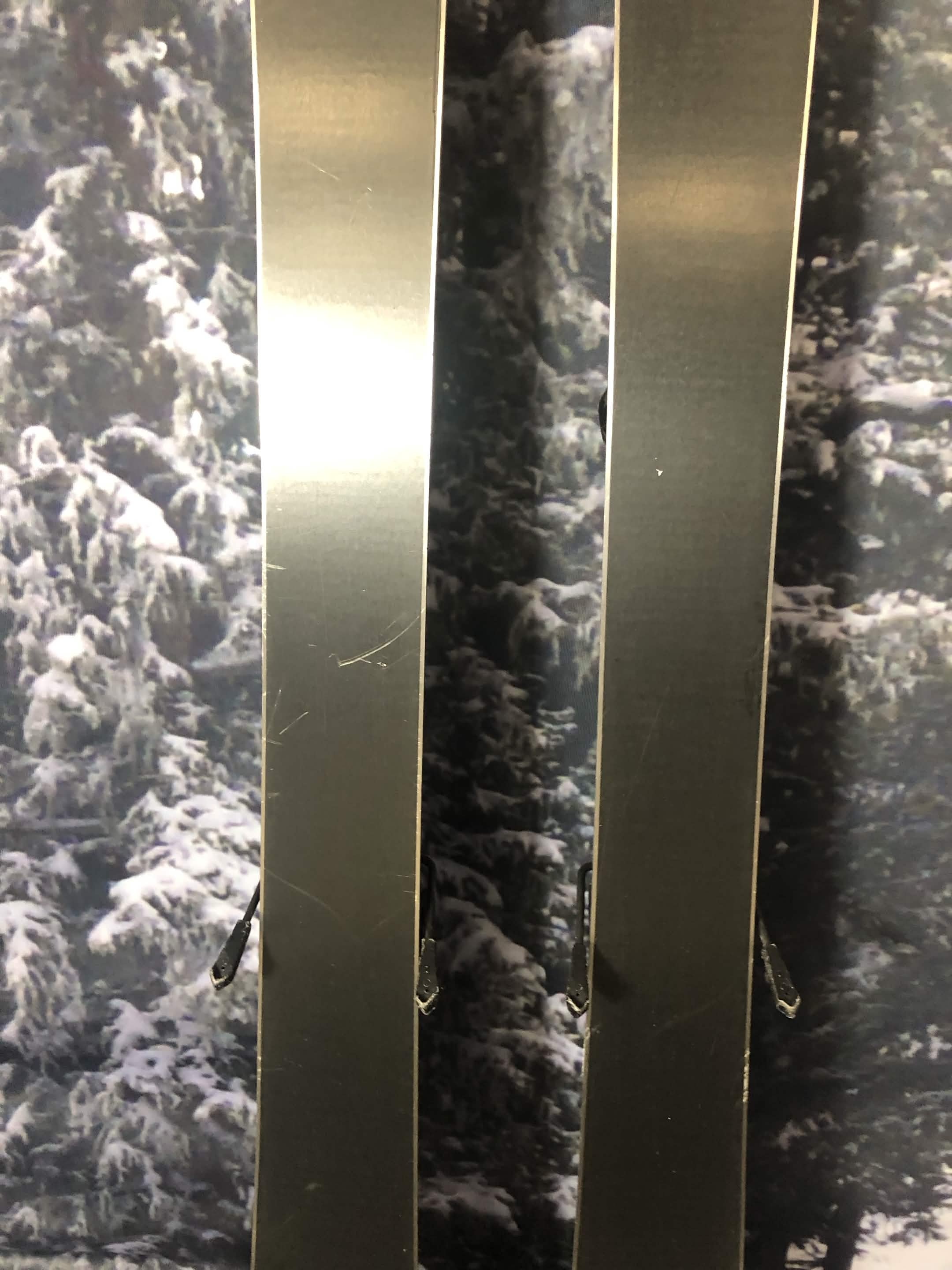 Used Dynastar Menace Team 122cm Jr Kids Skis w/ Look X4.5 Binding