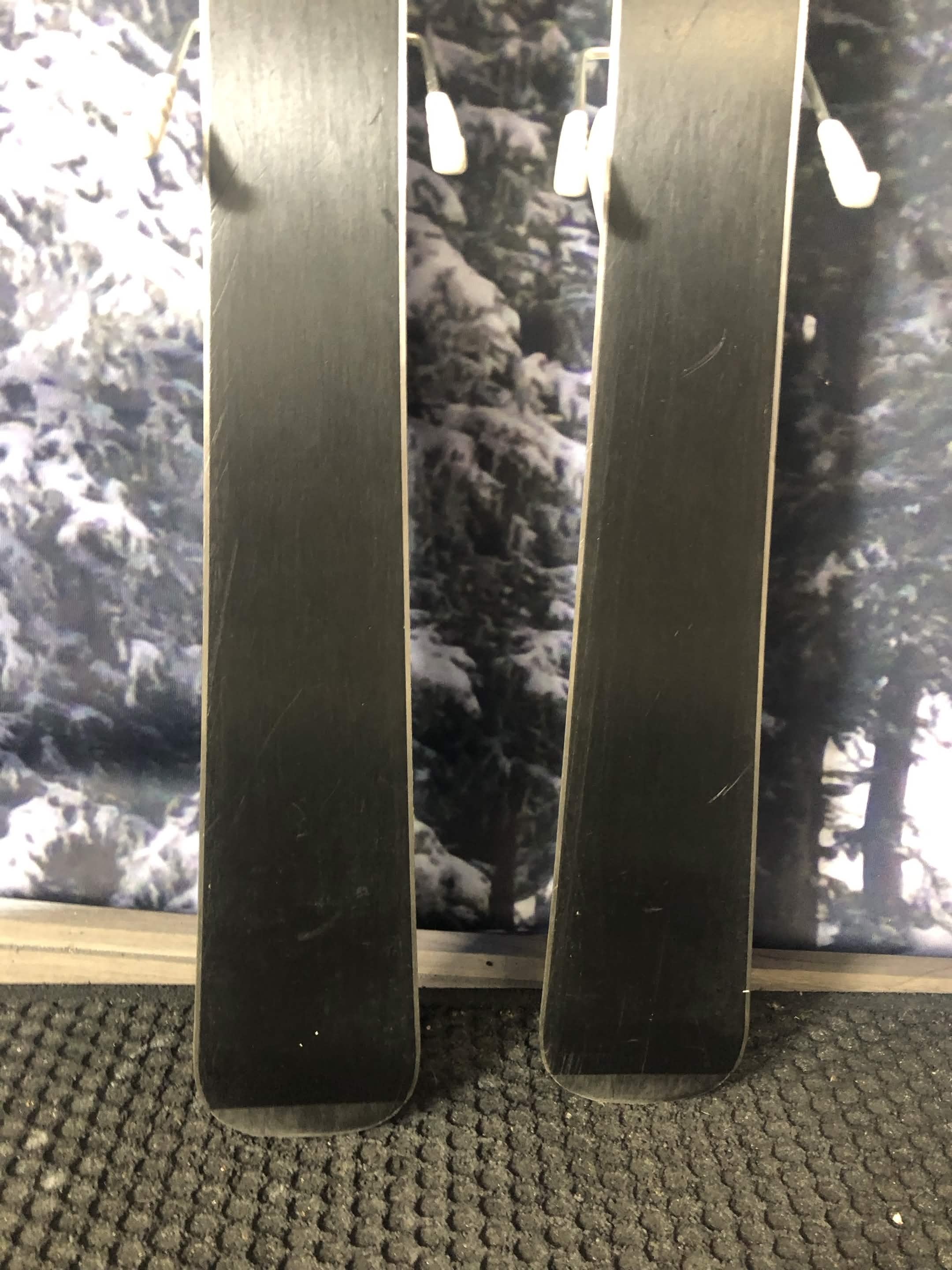 Elan Lil Magic 120cm Jr Skis w/ Elan El 4.5 Demo Binding