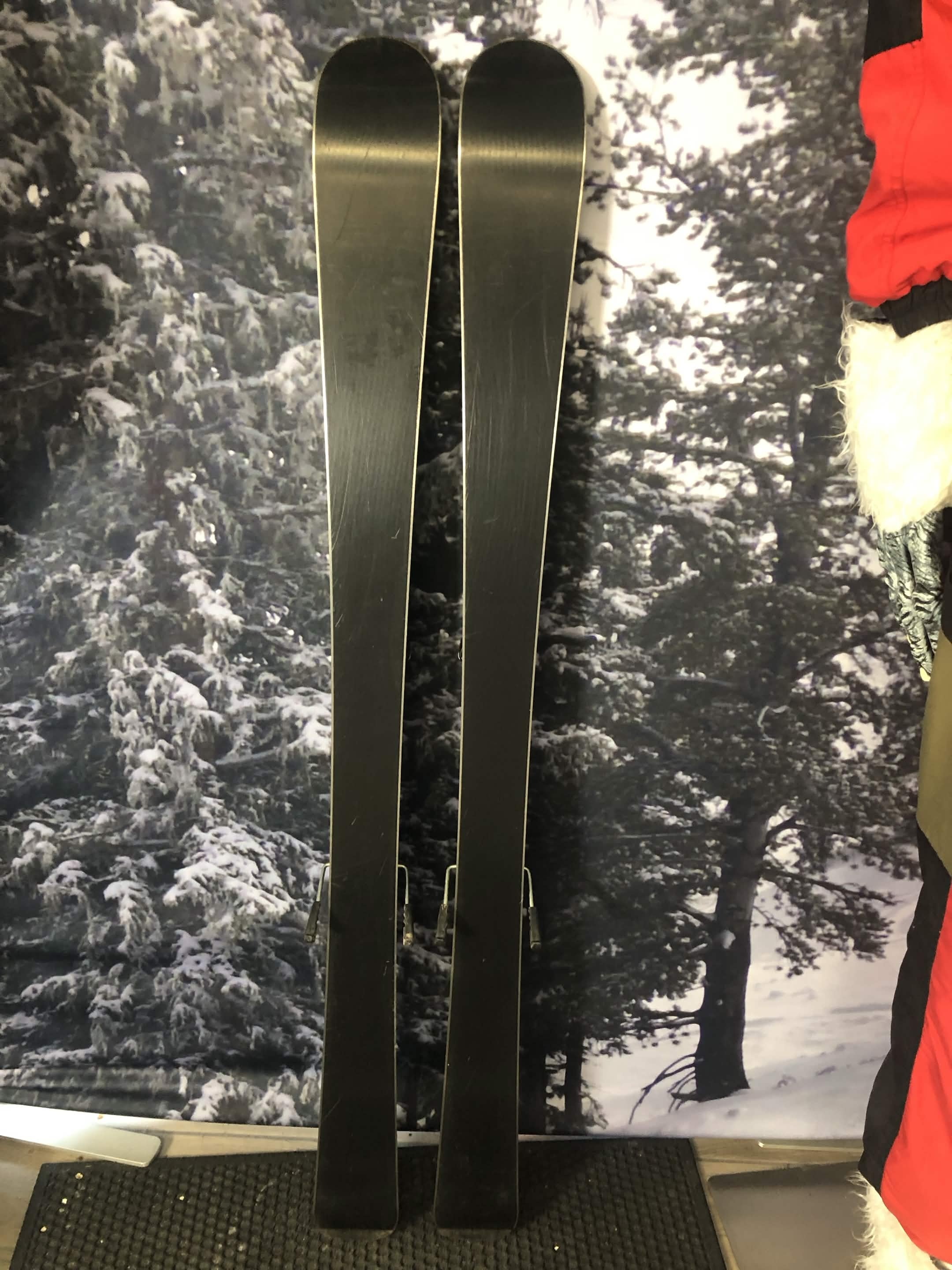 Used Elan Jett 120cm Jr Skis w/ Elan EL 4.5 AC Demo Binding