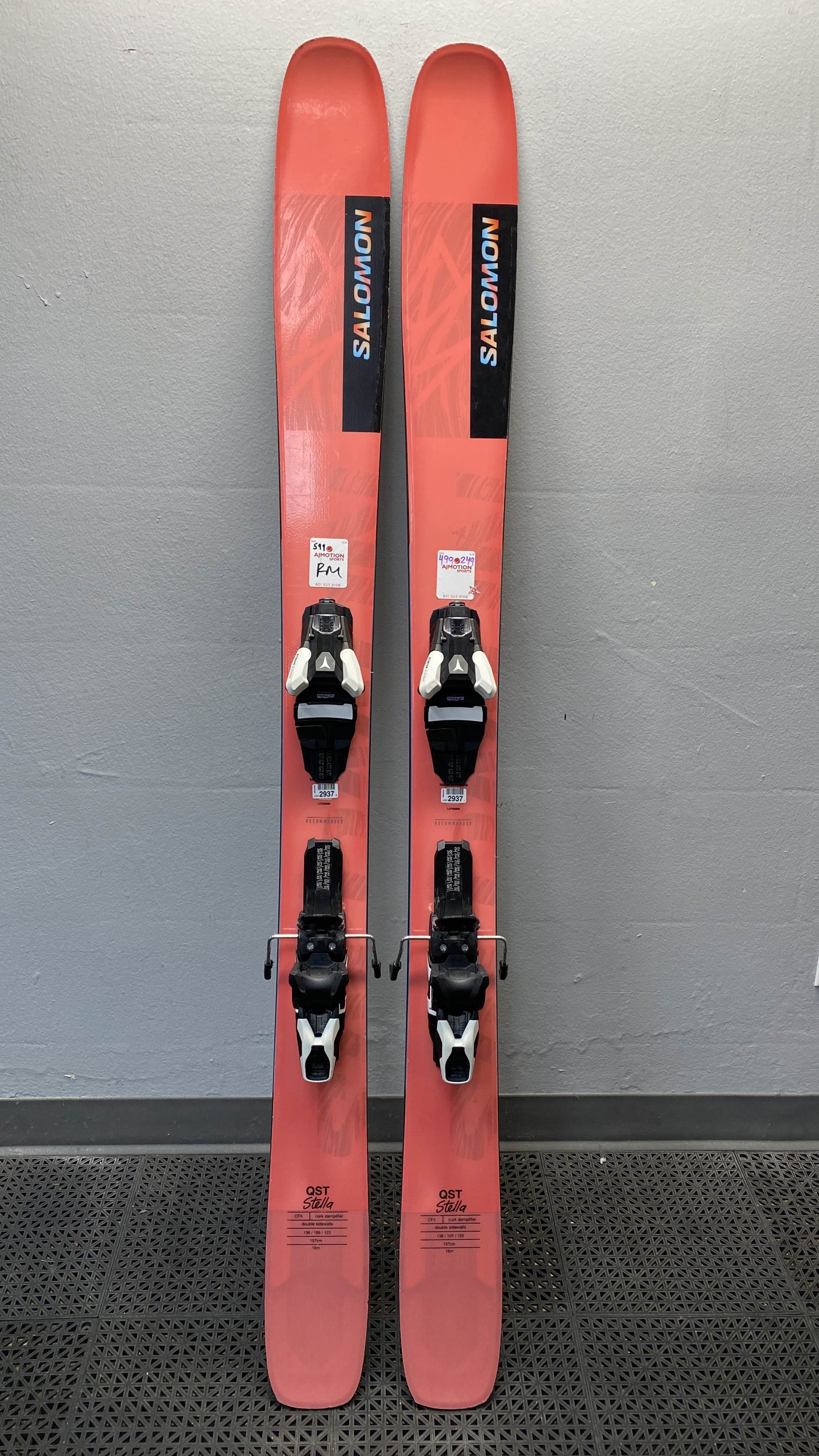 Used Salomon QST Stella 106 157cm w/ Salomon Strive 11 Adjustable Bindings