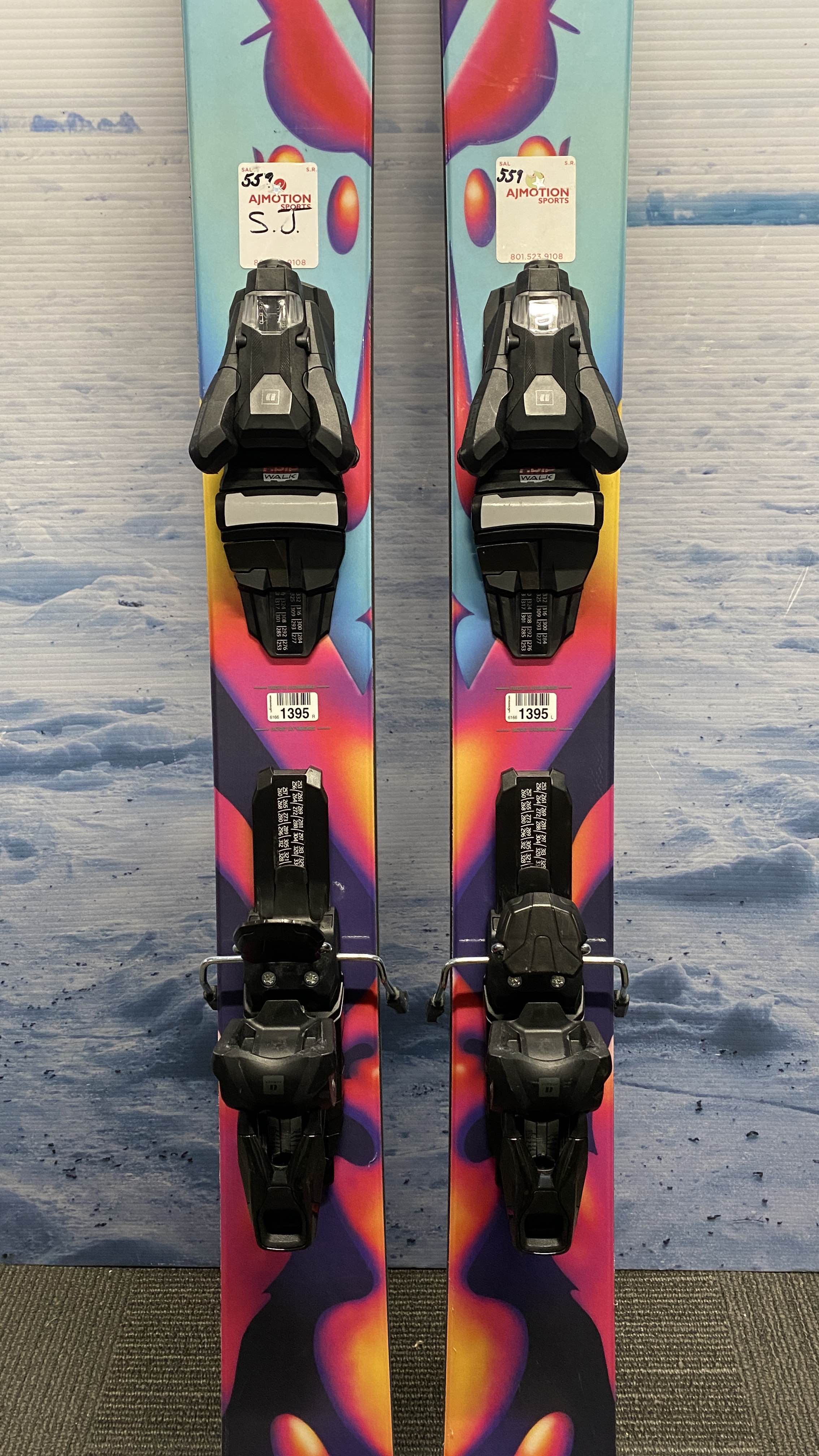 Used Armada ARW 100 172cm w/ Armada Strive 11 Demo Bindings