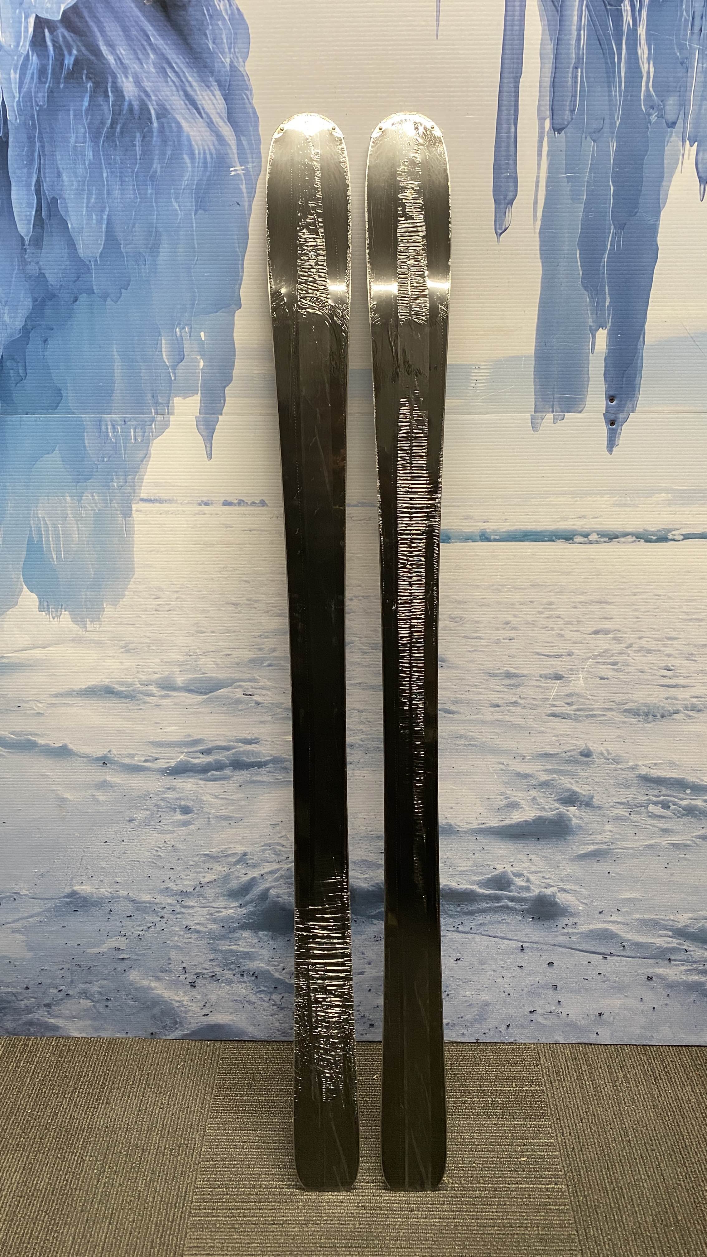 New Dynastar M-Pro 85 Skis 167cm + XP 11 Bindings 2024