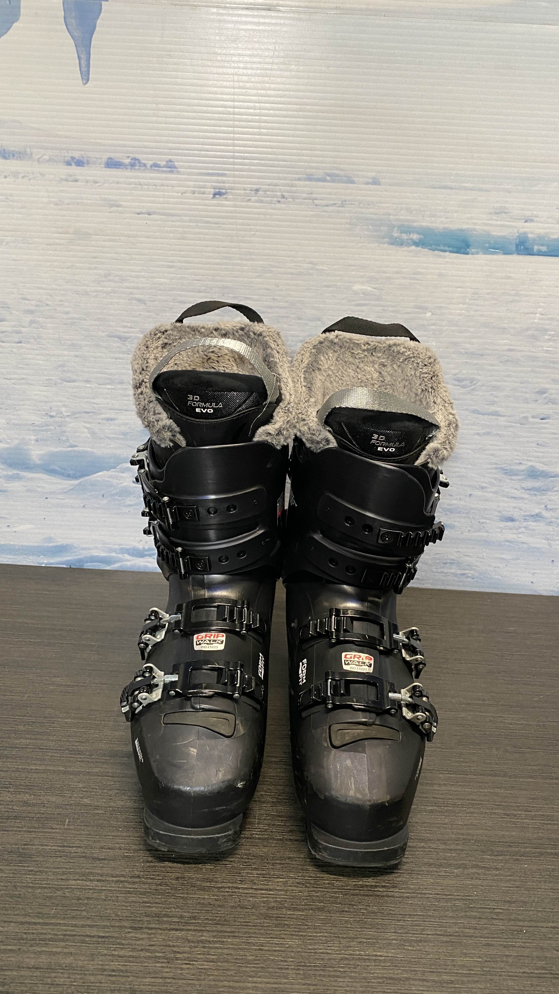 Used Head Formula MV 95 GW Ski Boot- 25.5MP