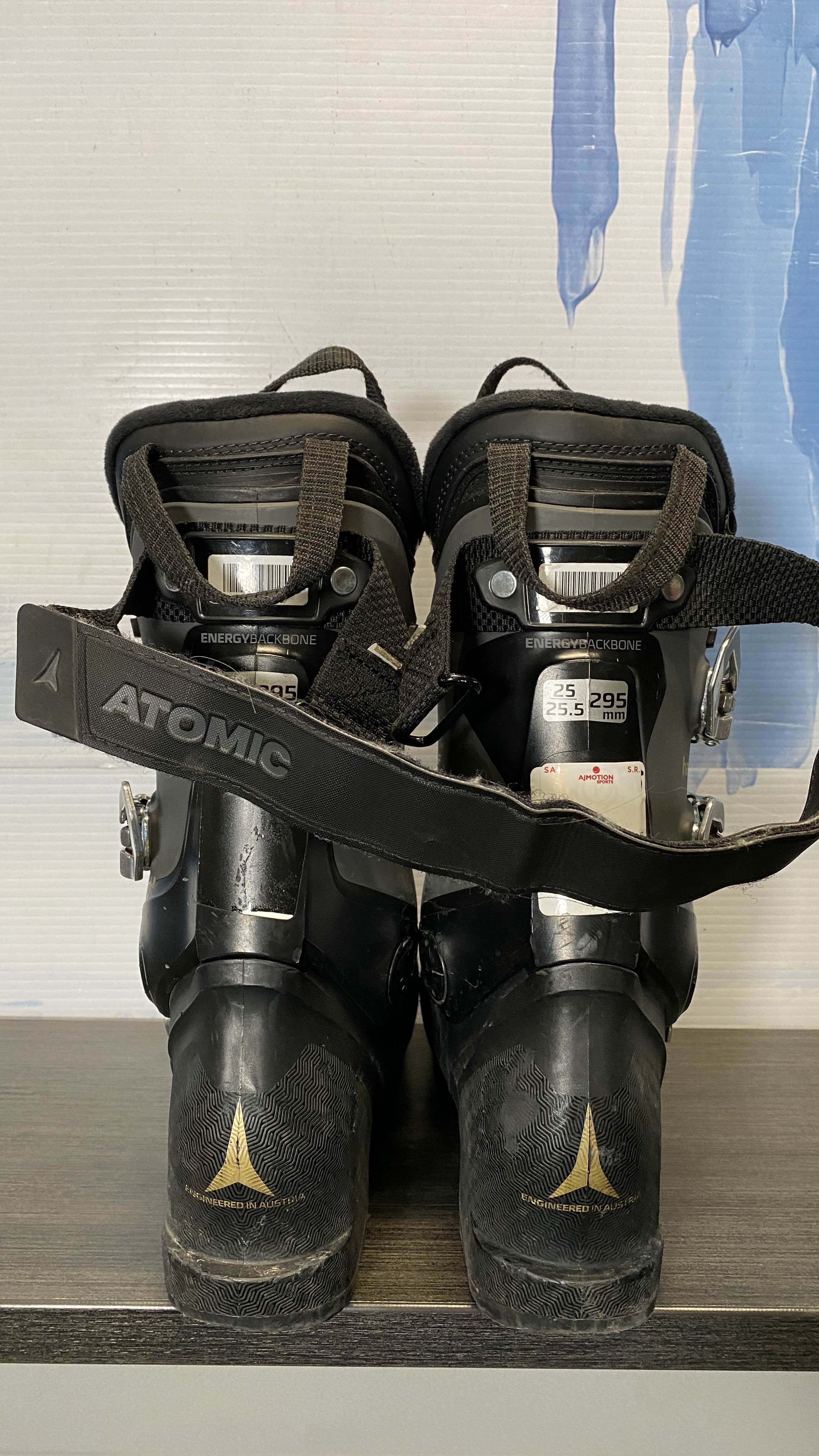 Used Atomic Hawx Magna R75 Ski Boot 25.5MP