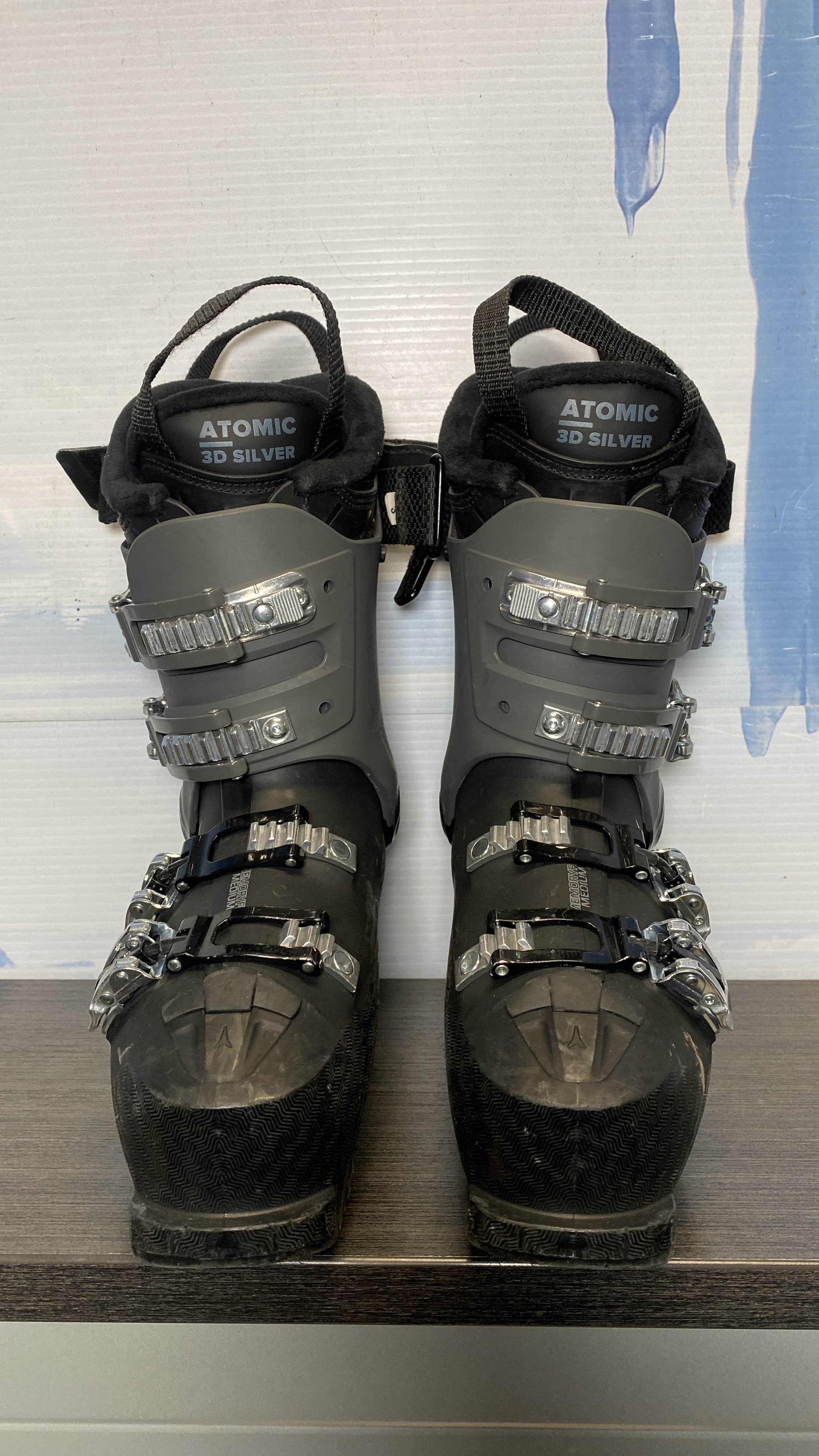 Used Atomic Hawx Magna R75 Ski Boot 24.5MP