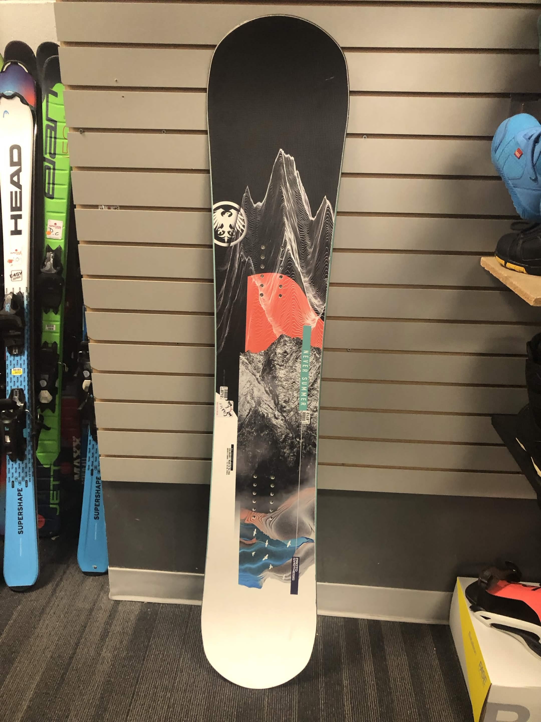 Lightly Used 2025 Never Summer Proto Synthesis 148 CM Snowboard