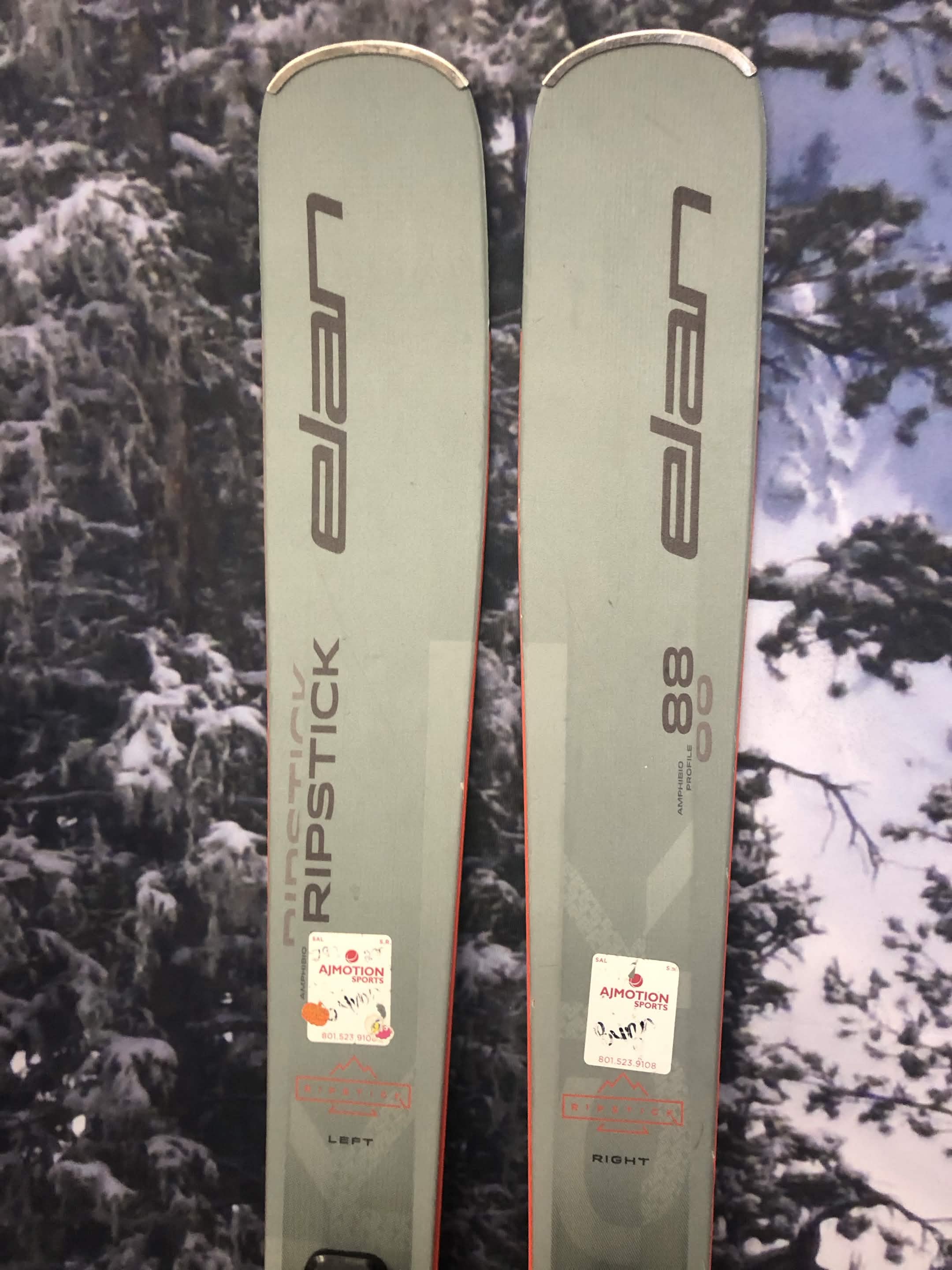 Lightly Used Elan Ripstick 88 161 CM Skis 2026 w/ 25/26 ELX 11.0 GW Demo Binding