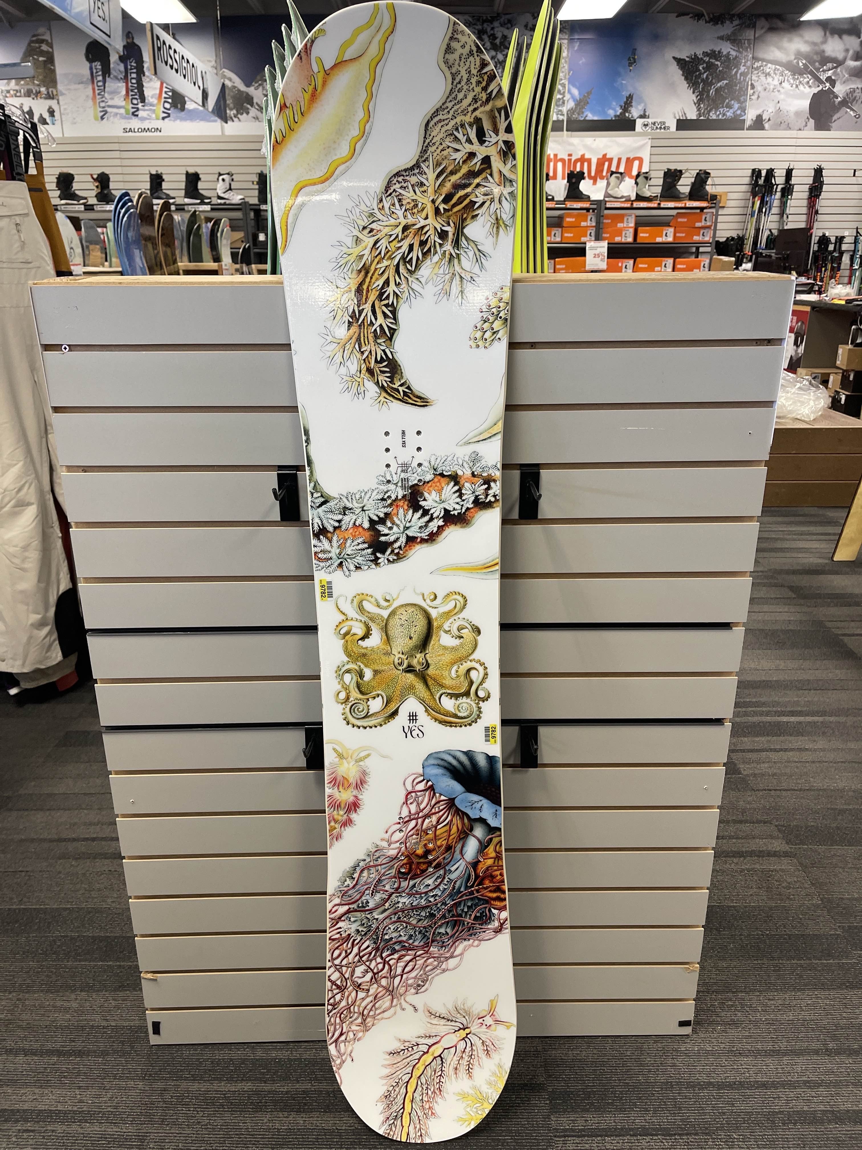 YES Hel Yes 152cm Snowboard - Used (2026)