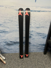 Used Atomic Punx 110cm Jr Skis w/ Tyrolia LRX4.5 Demo Binding