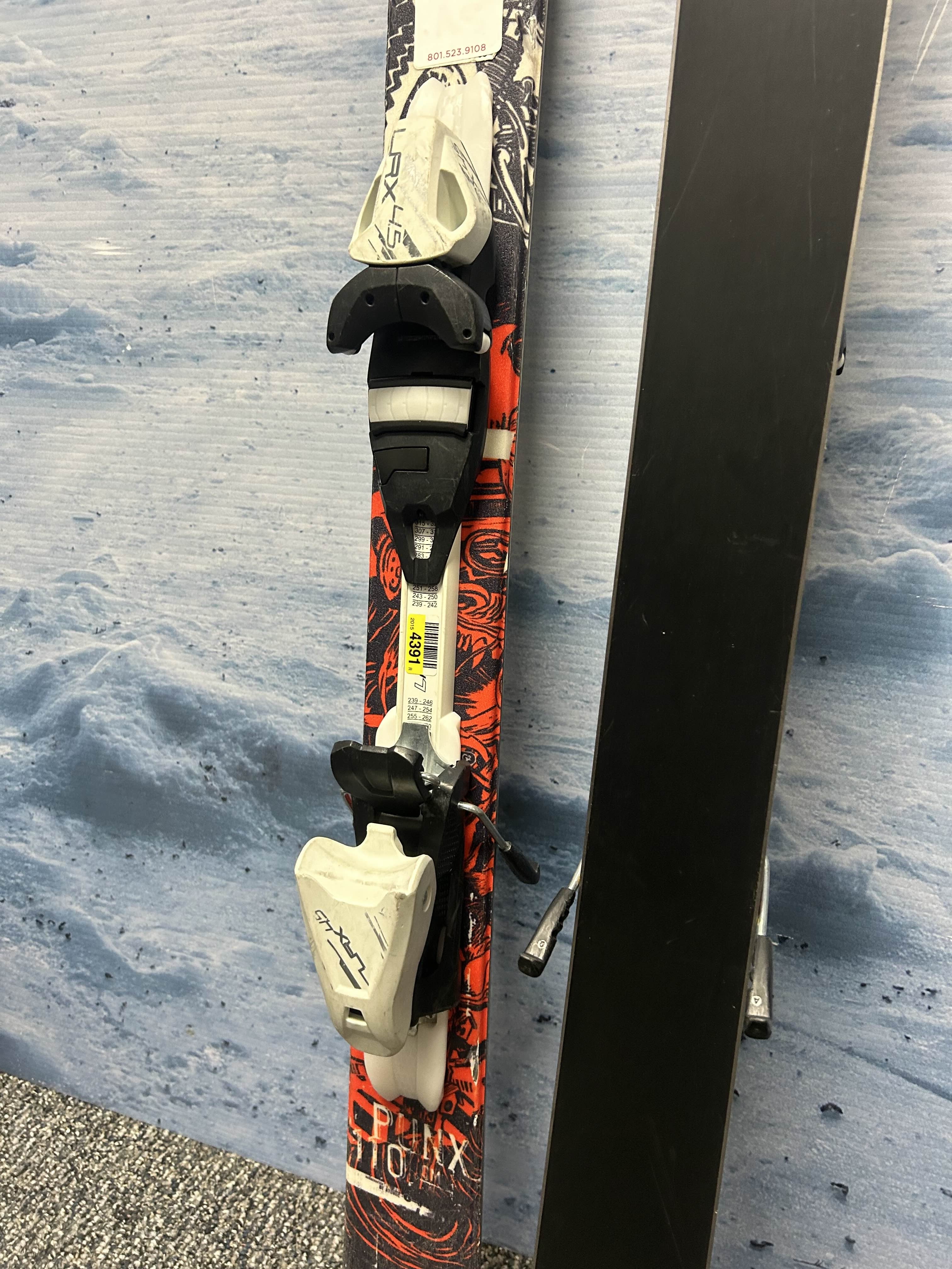 Used Atomic Punx 110cm Jr Skis w/ Tyrolia LRX4.5 Demo Binding