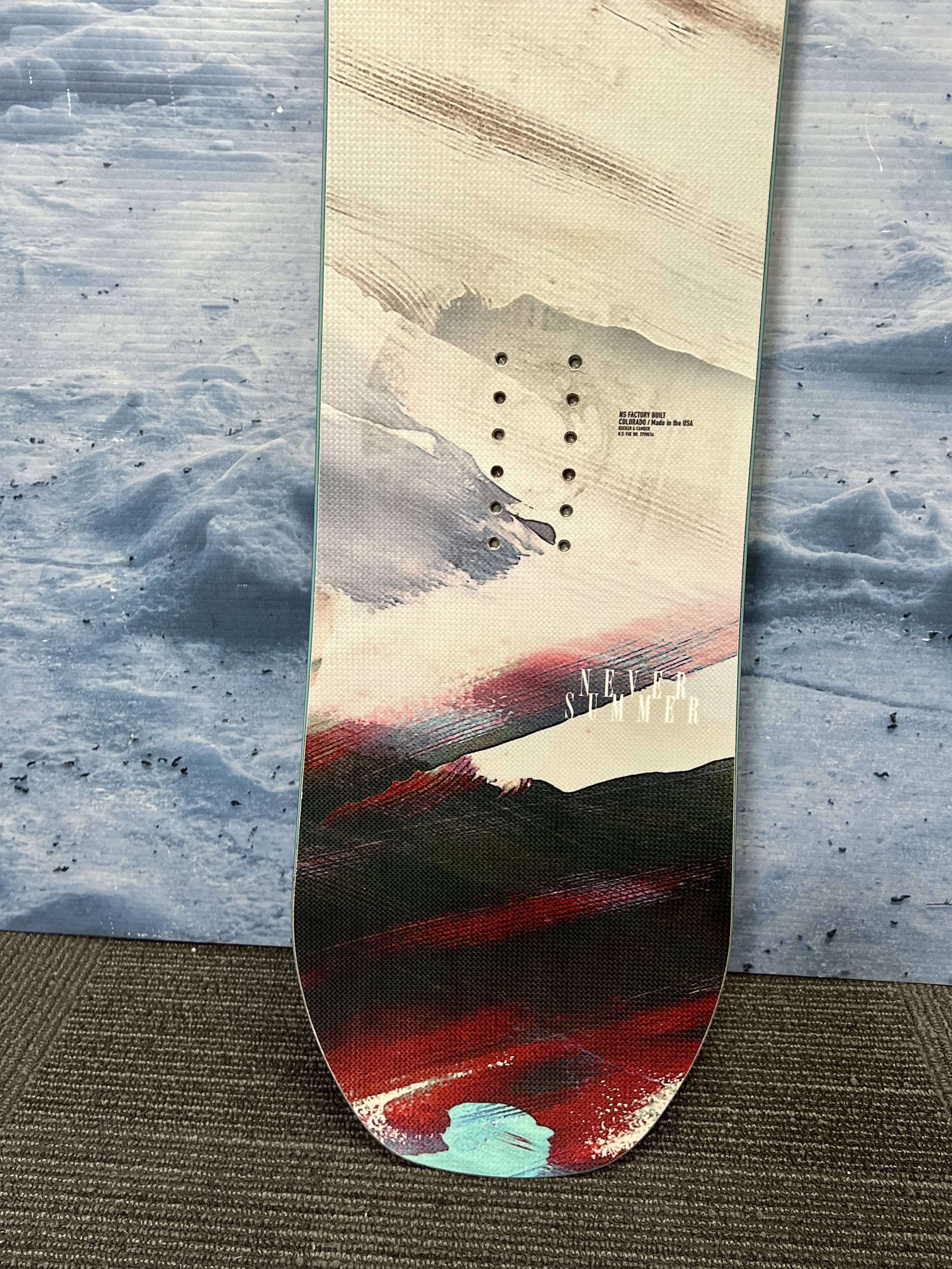 Used Never Summer Infinity Women's Snowboard 2022- 146CM