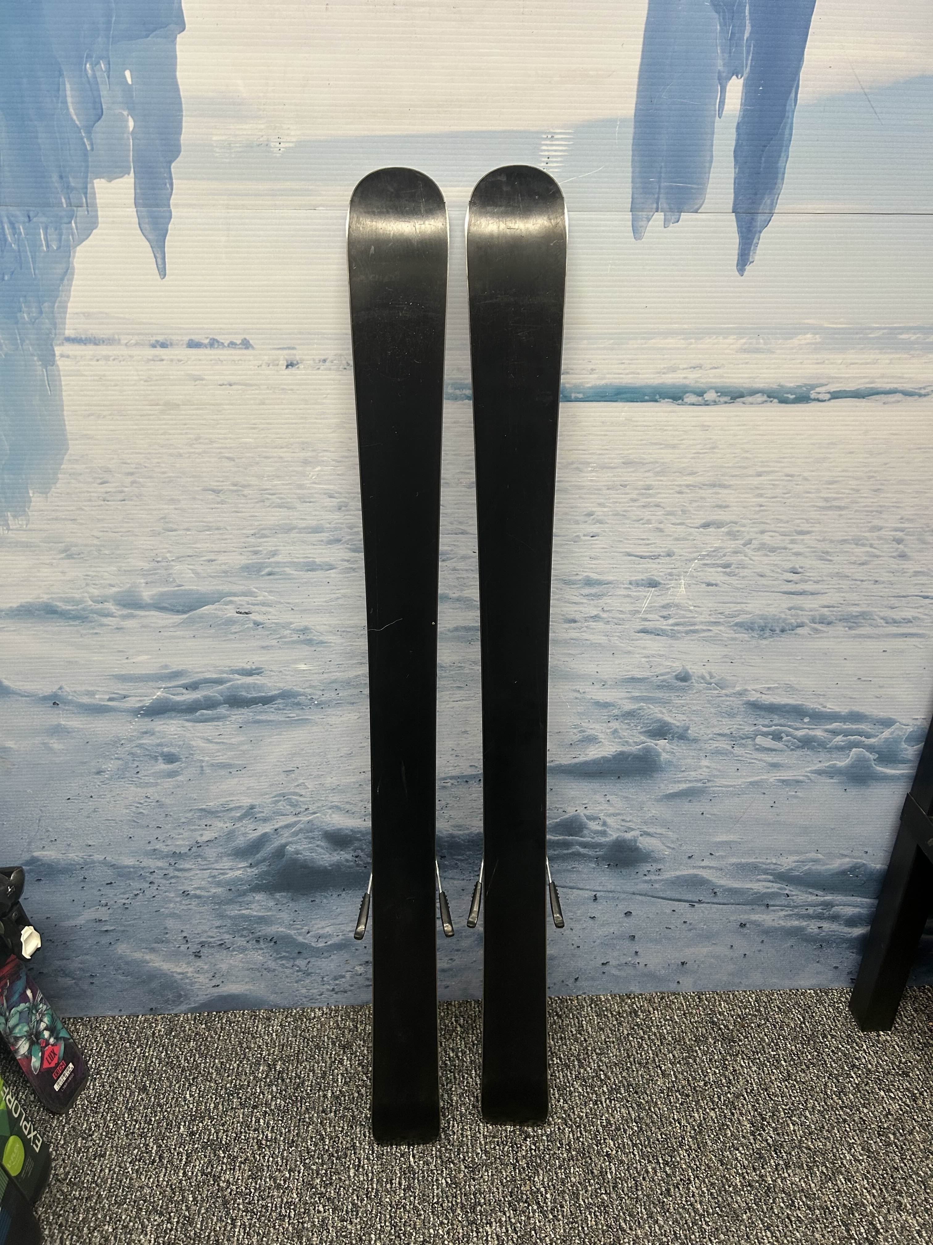 Used Salomon NFX Jr. 130cm Jr Skis w/ Tyrolia LRX 7.5 Demo Binding