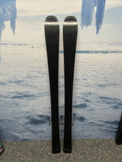 Used Atomic Redster 130cm Jr Skis w/ XTE 7 Demo Binding