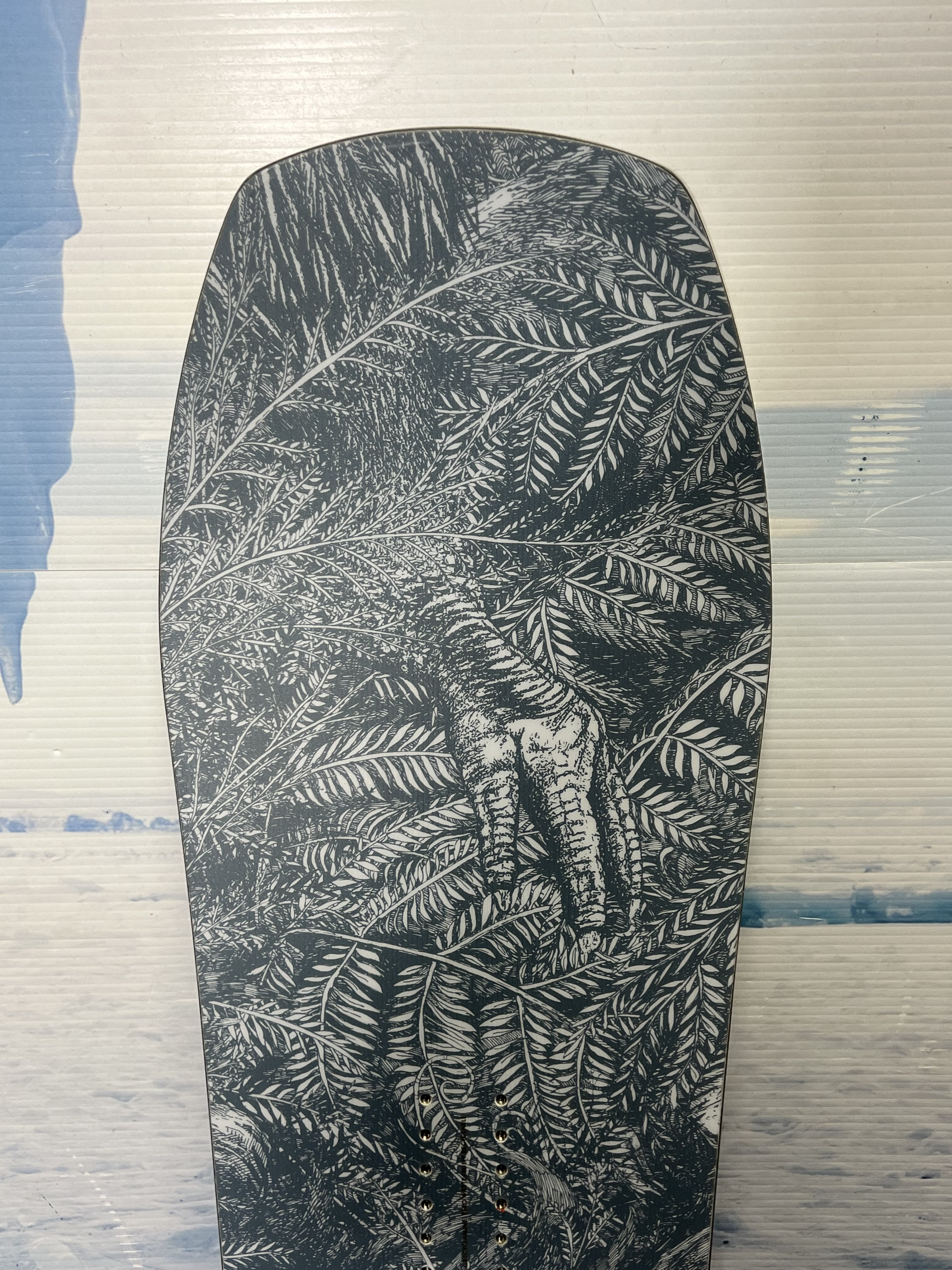 Lightly Used Niche Pyre 2024 Snowboard- 145 cm – AJ Motion