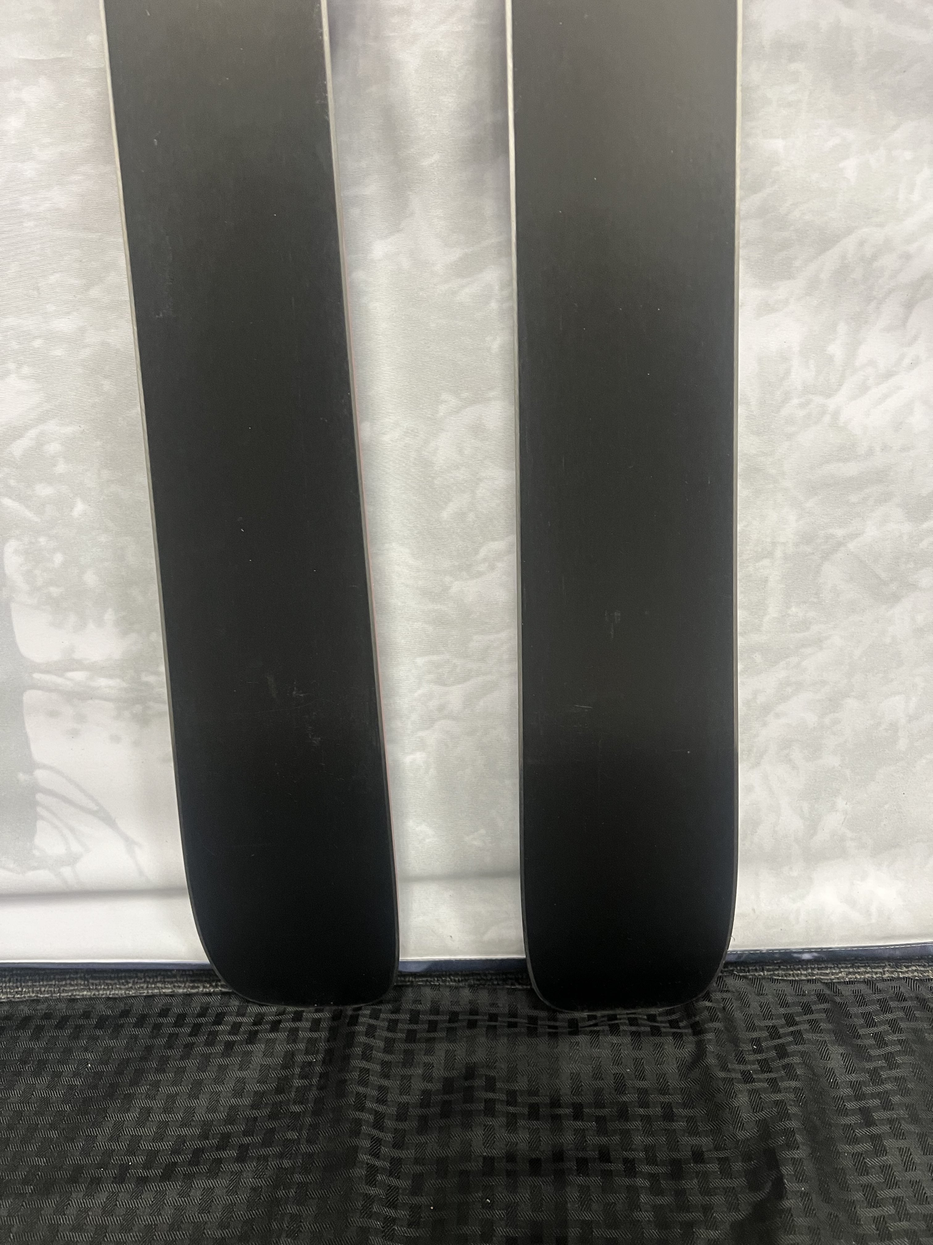 Used Black Crows Camox 2025 Skis 168cm w/ Tyrolia Attack 11 Demo Bindings