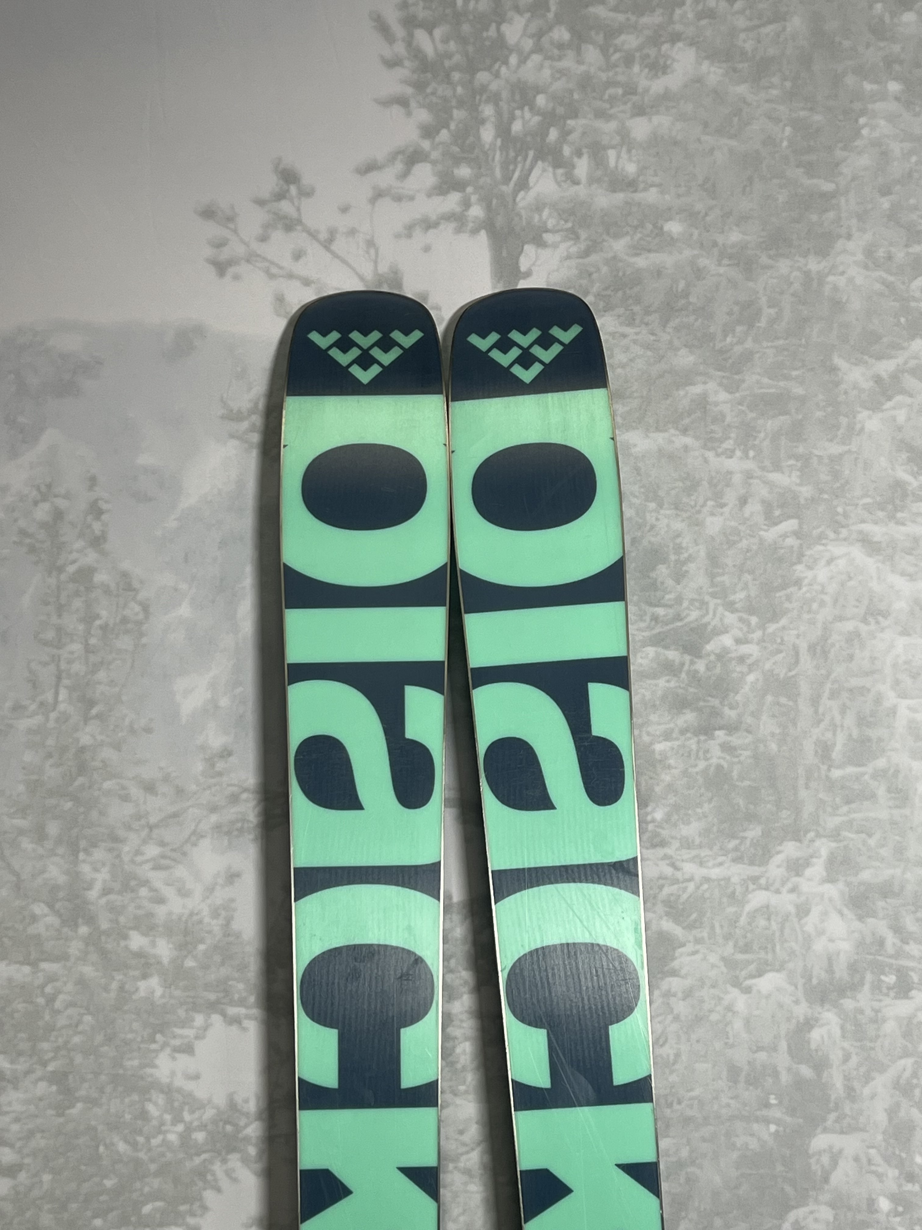 Lightly Used Black Crow Atris 2025 Ski 178 Cm w/ Tyrolia Attack 13 binding
