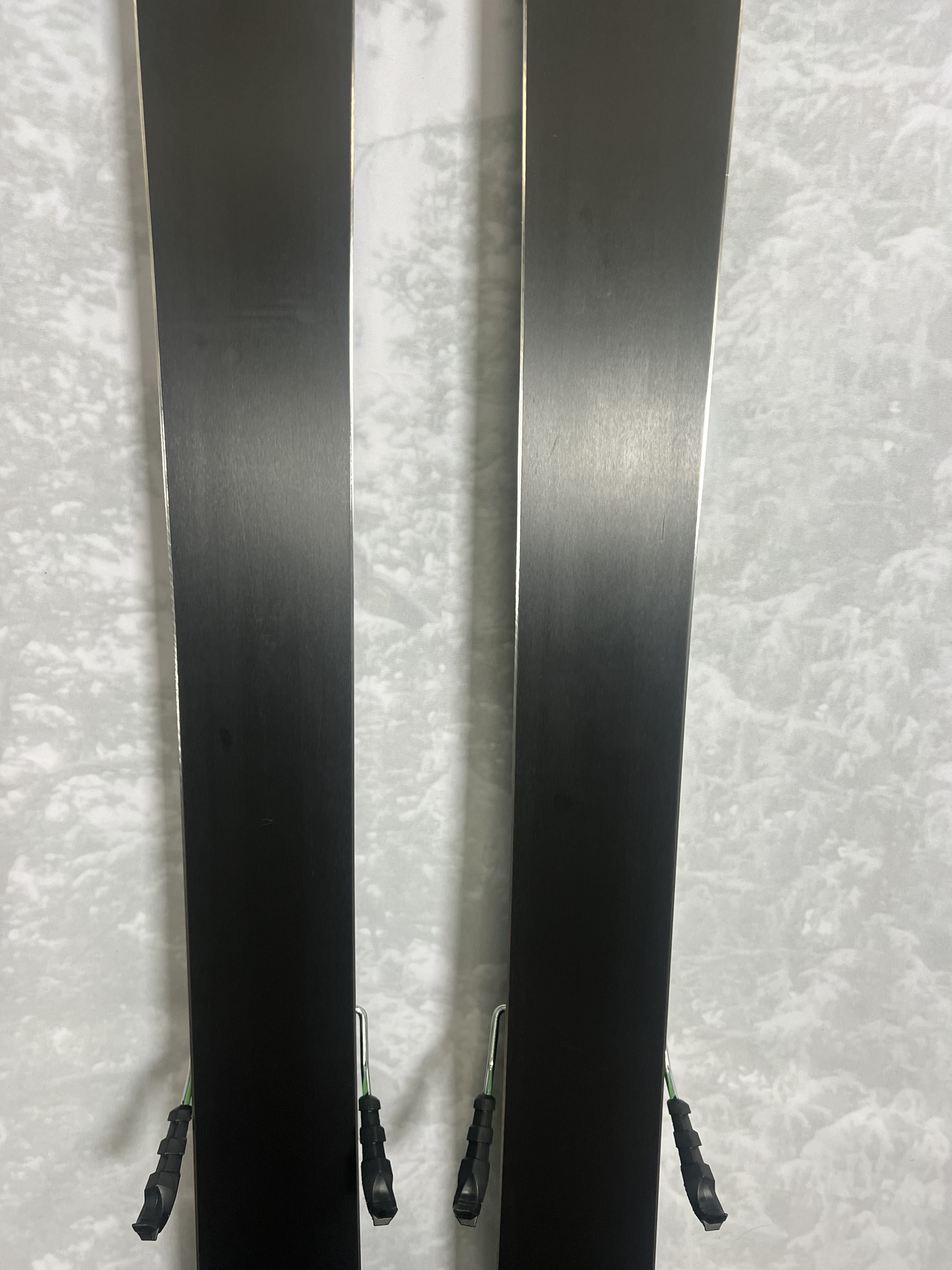 Lightly Used 2025 Elan Ripstick 96 - 182 cm w/ Tyrollia Attack 13 adjustable GW bindings