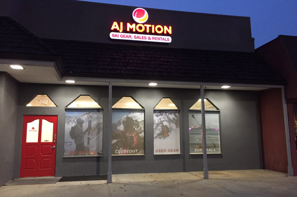 Outlet_Store_Front.jpg