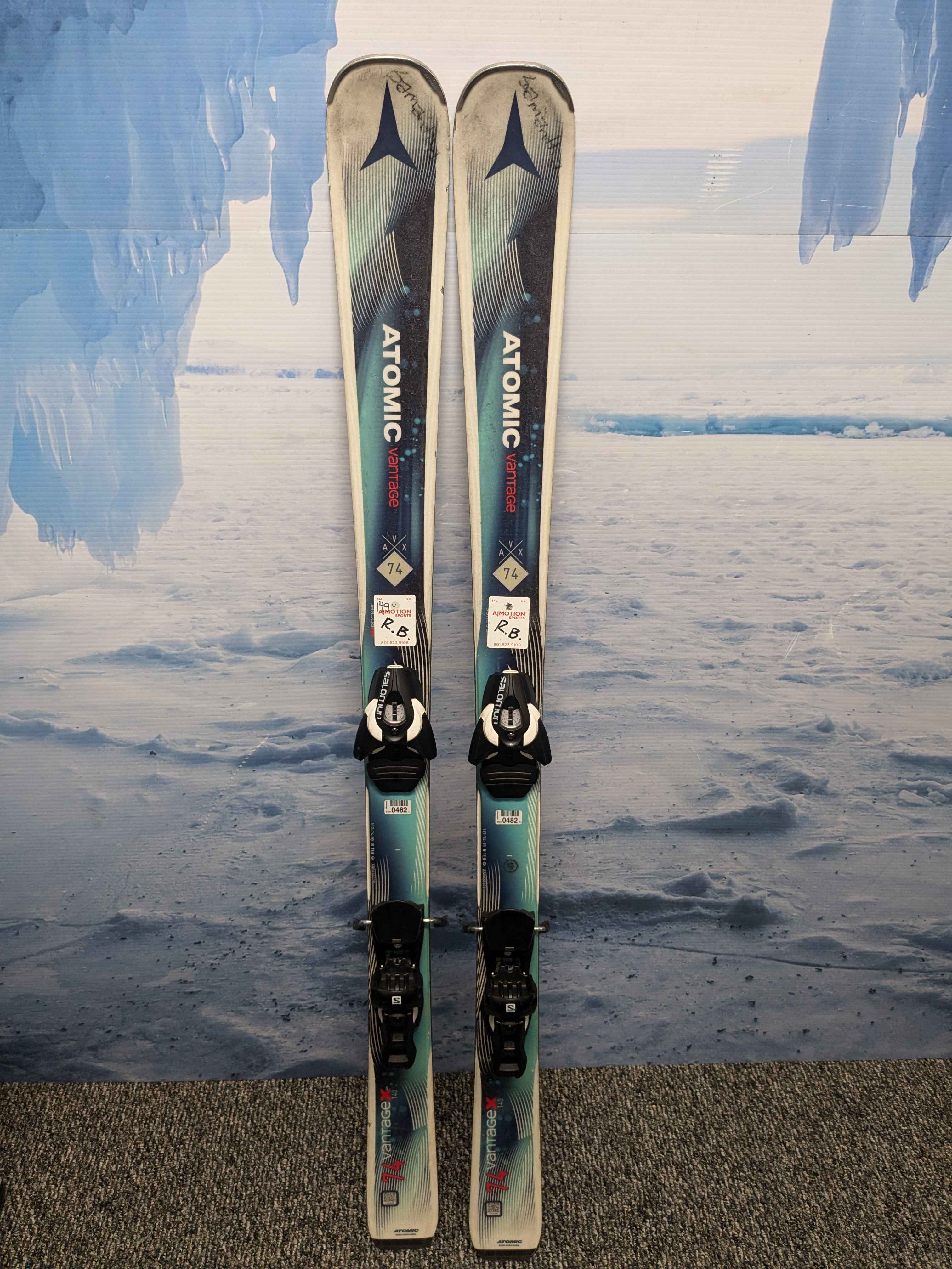 Used Atomic Vantage x74 140cm Skis w/ Salomon Z10 Demo Binding