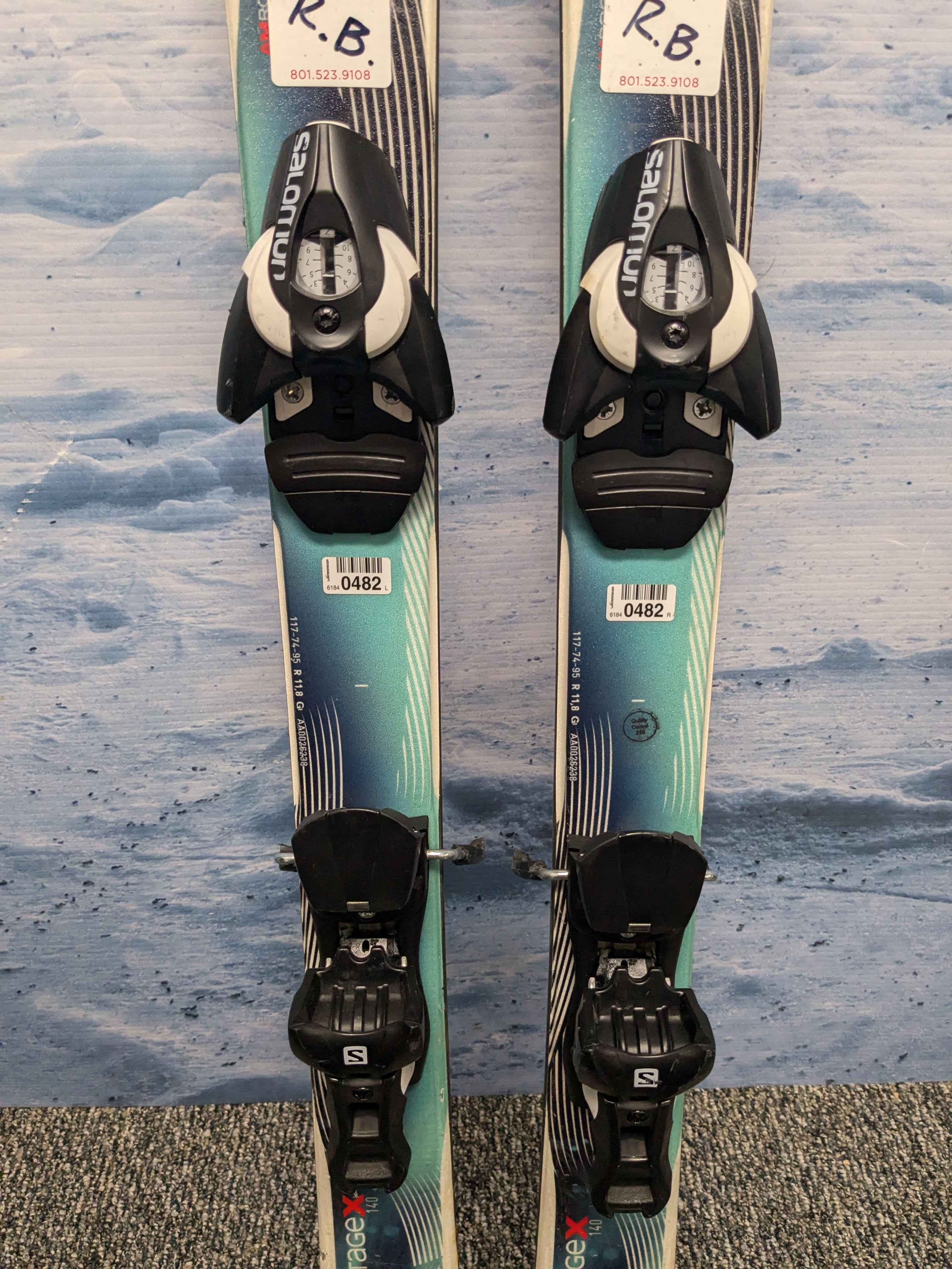 Used Atomic Vantage x74 140cm Skis w/ Salomon Z10 Binding