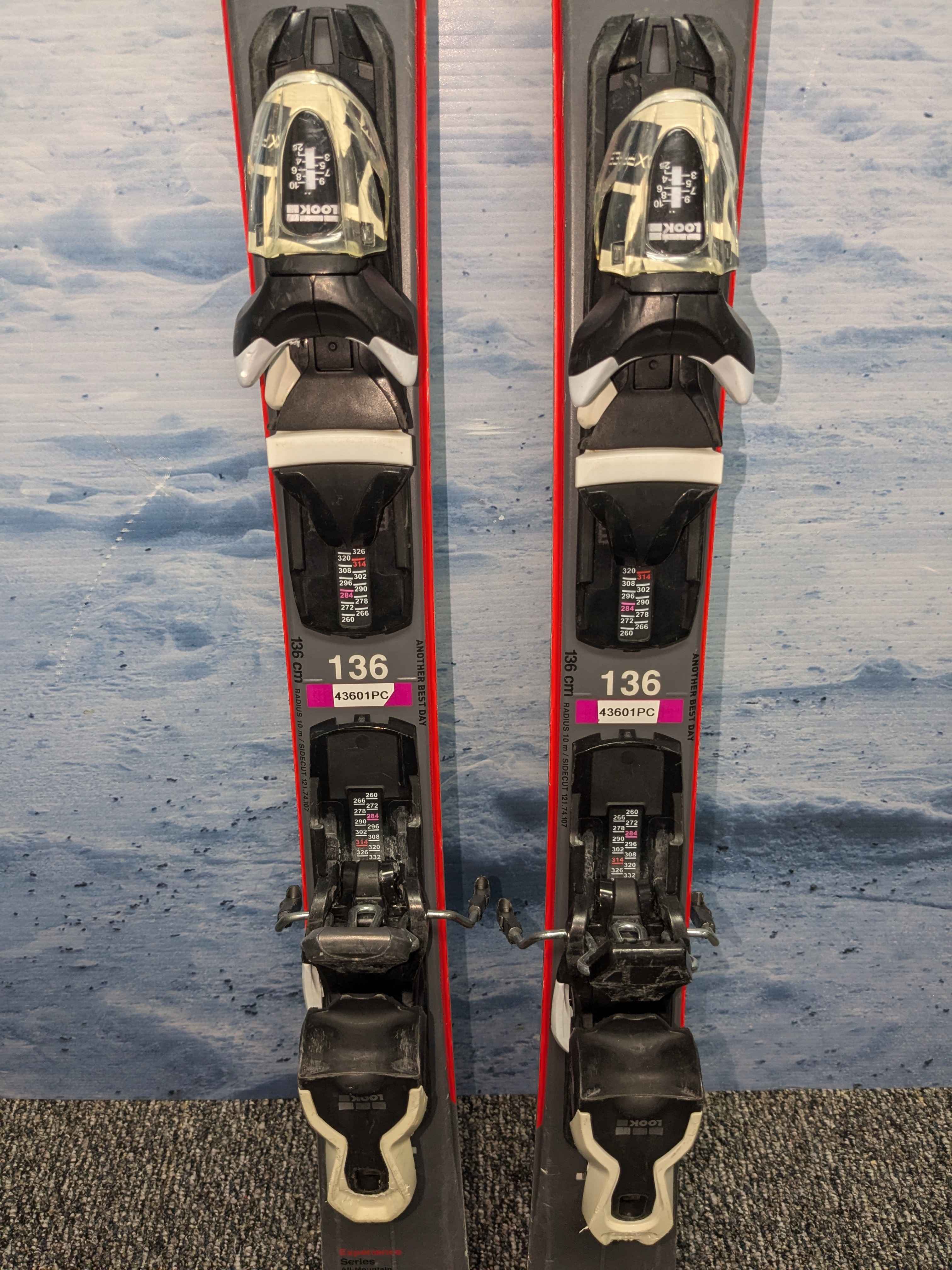 Used Rossignol Experience 74 136cm Skis w/ Look Xpress 10 Demo Binding