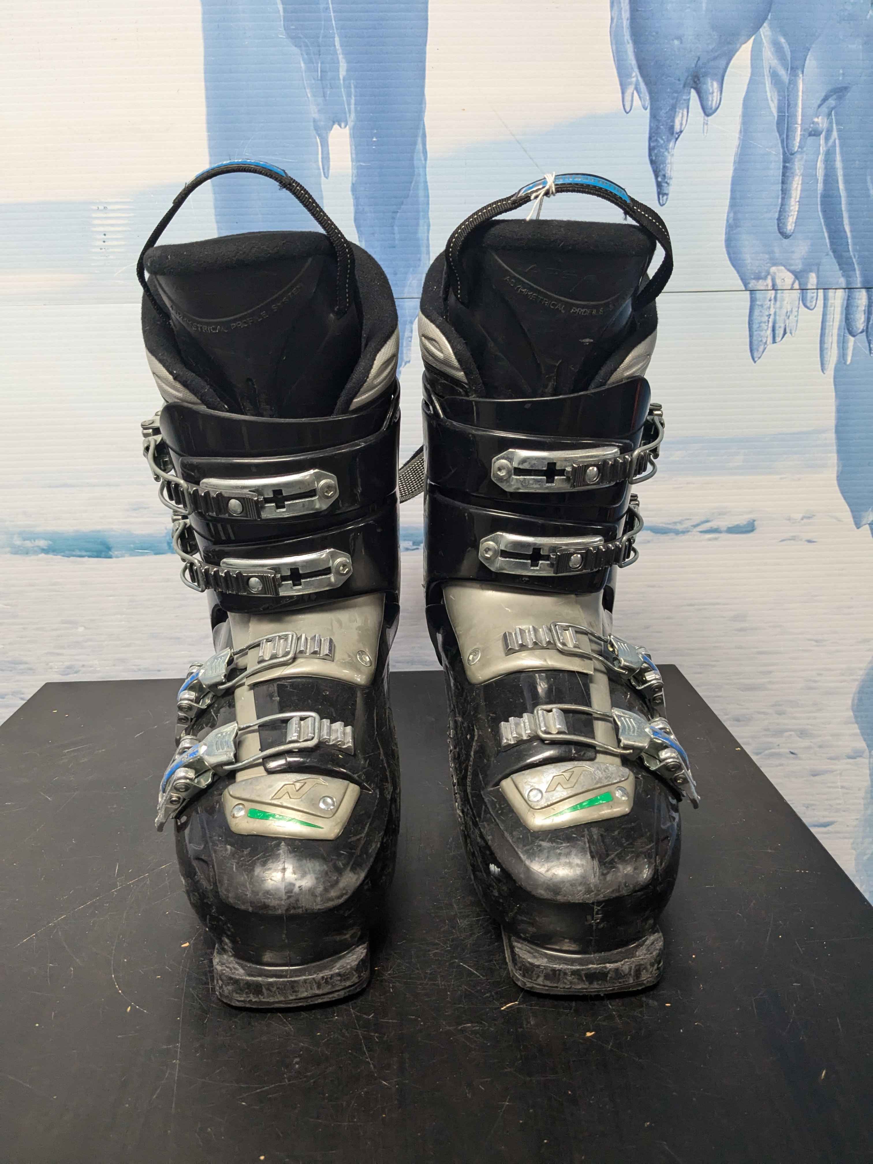 Used Nordica One Easy 5+ Ski Boot 28.5MP