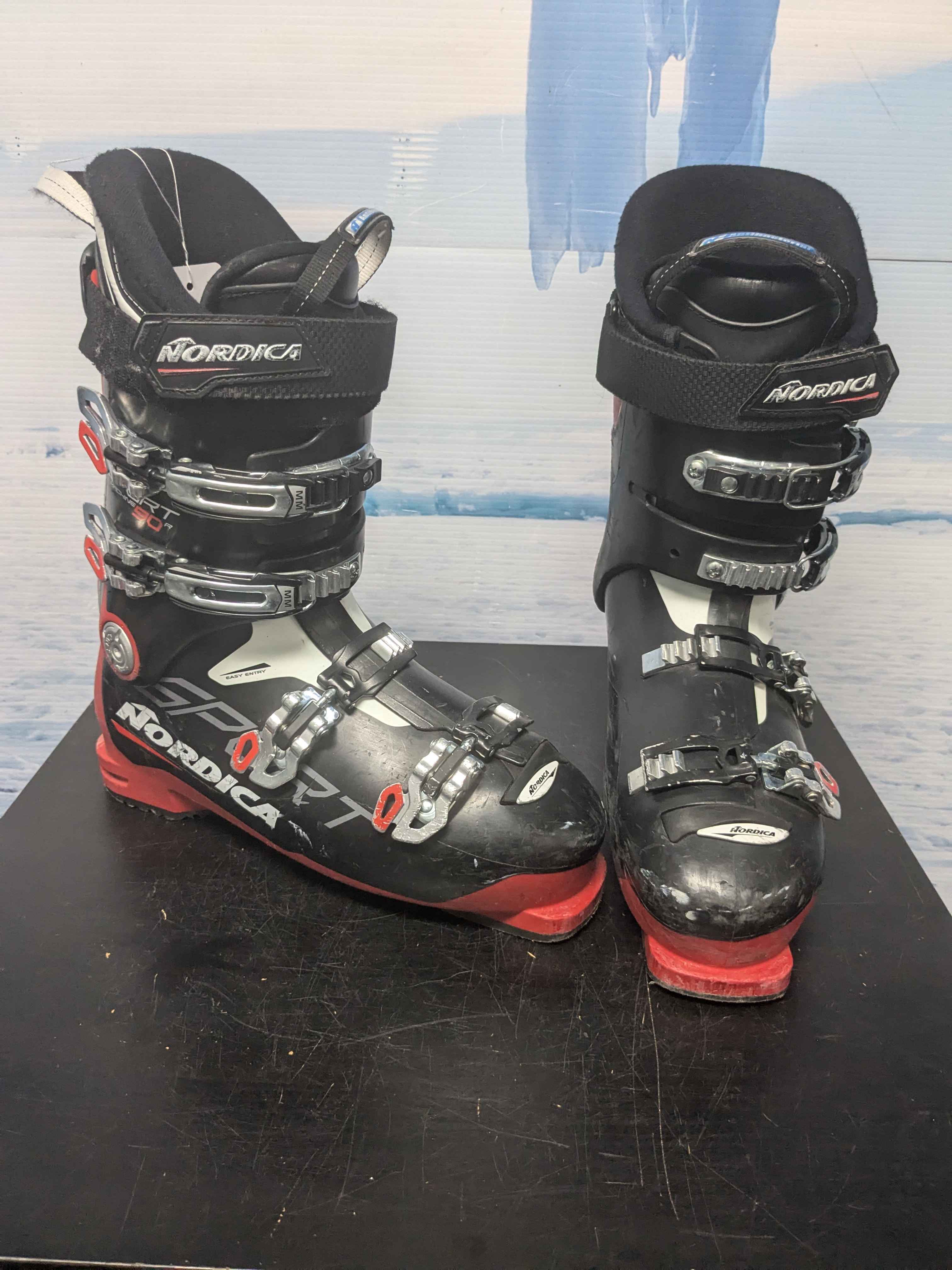 Used Nordica Sport Machine 90 Ski Boot 29.0MP