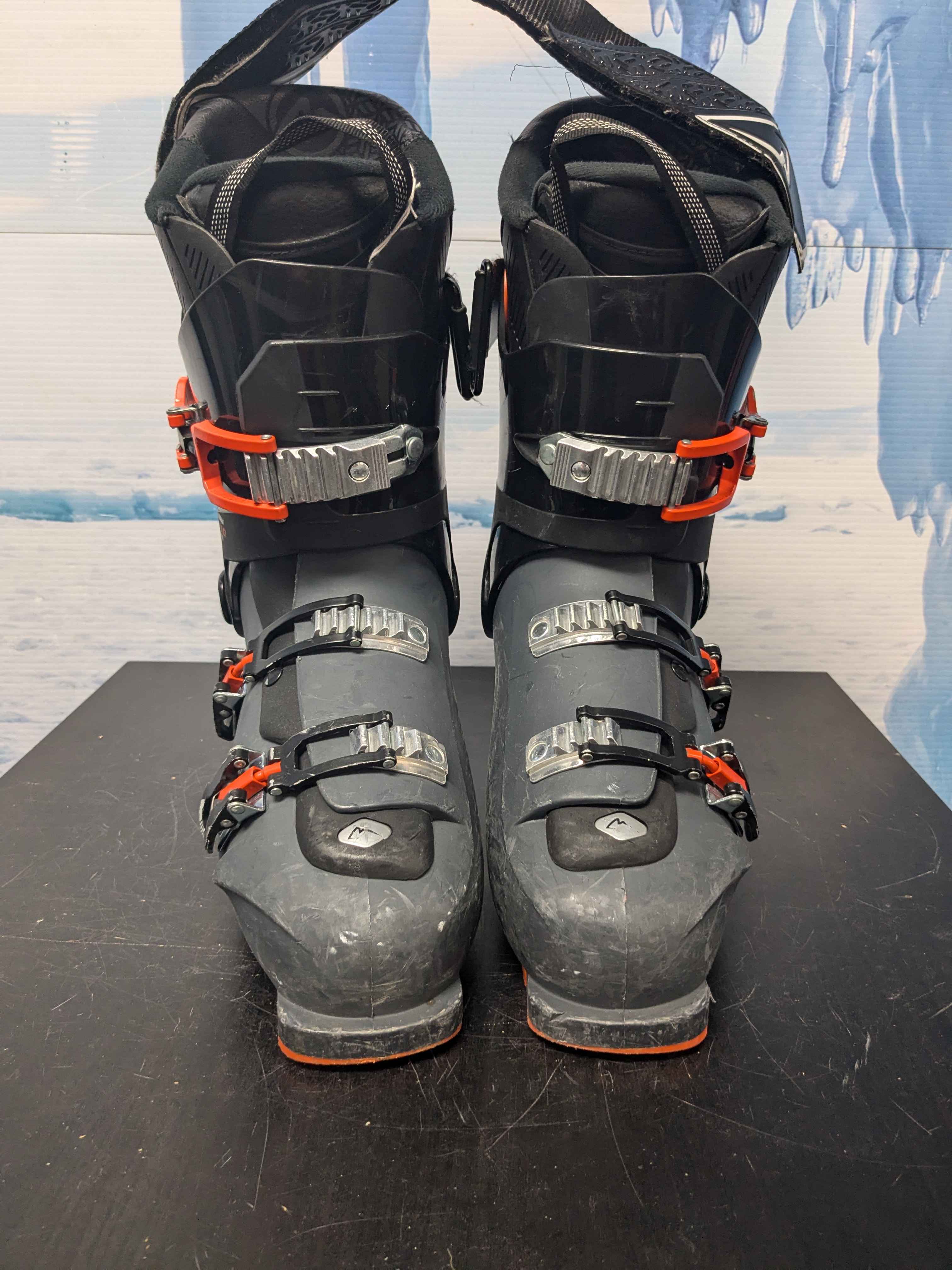 Used Roxa Evo 110 BLK/ORG Ski Boot 27.5MP