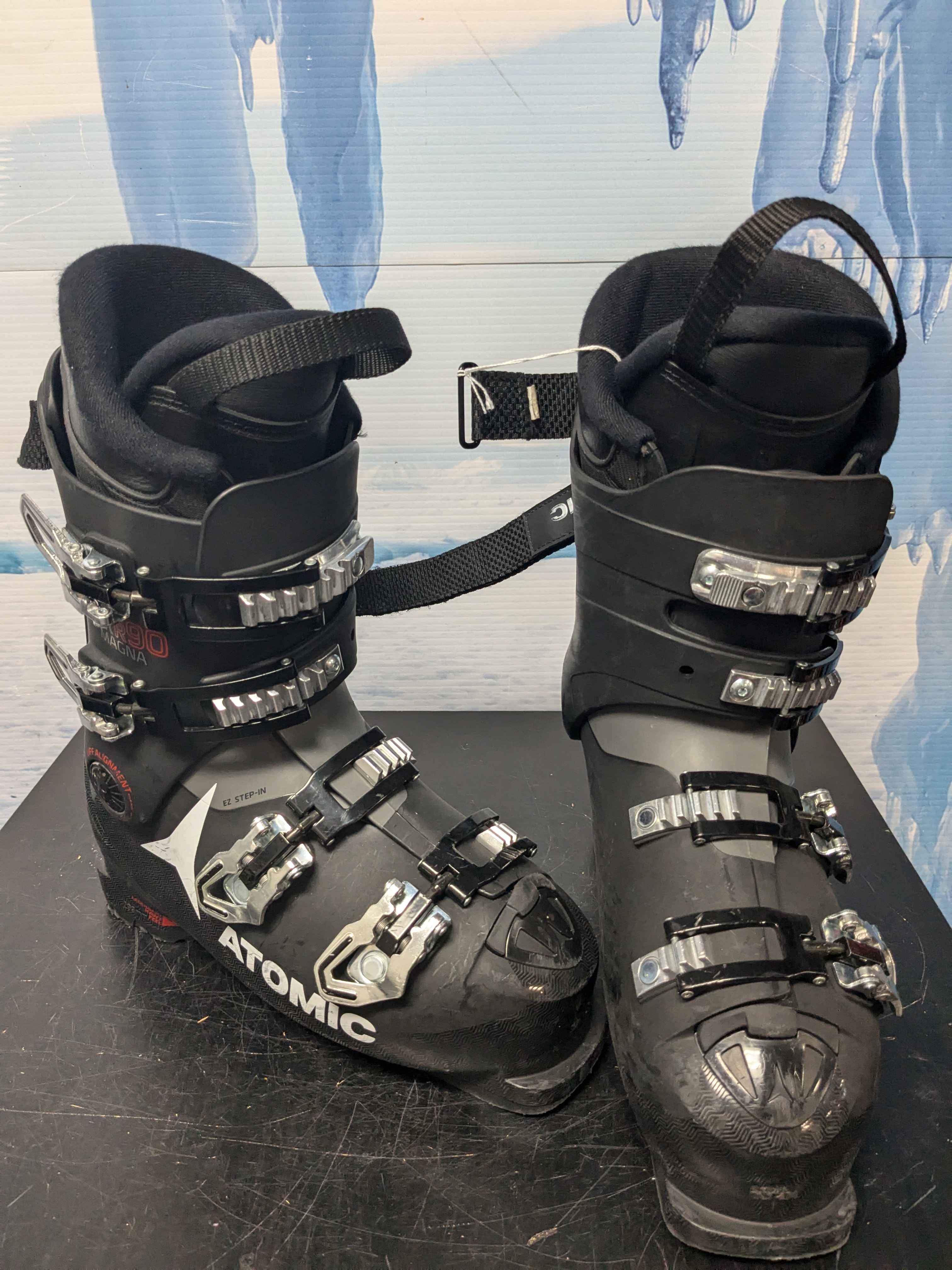 Used Atomic Hawx R90 Magna Ski Boot - 25.5MP