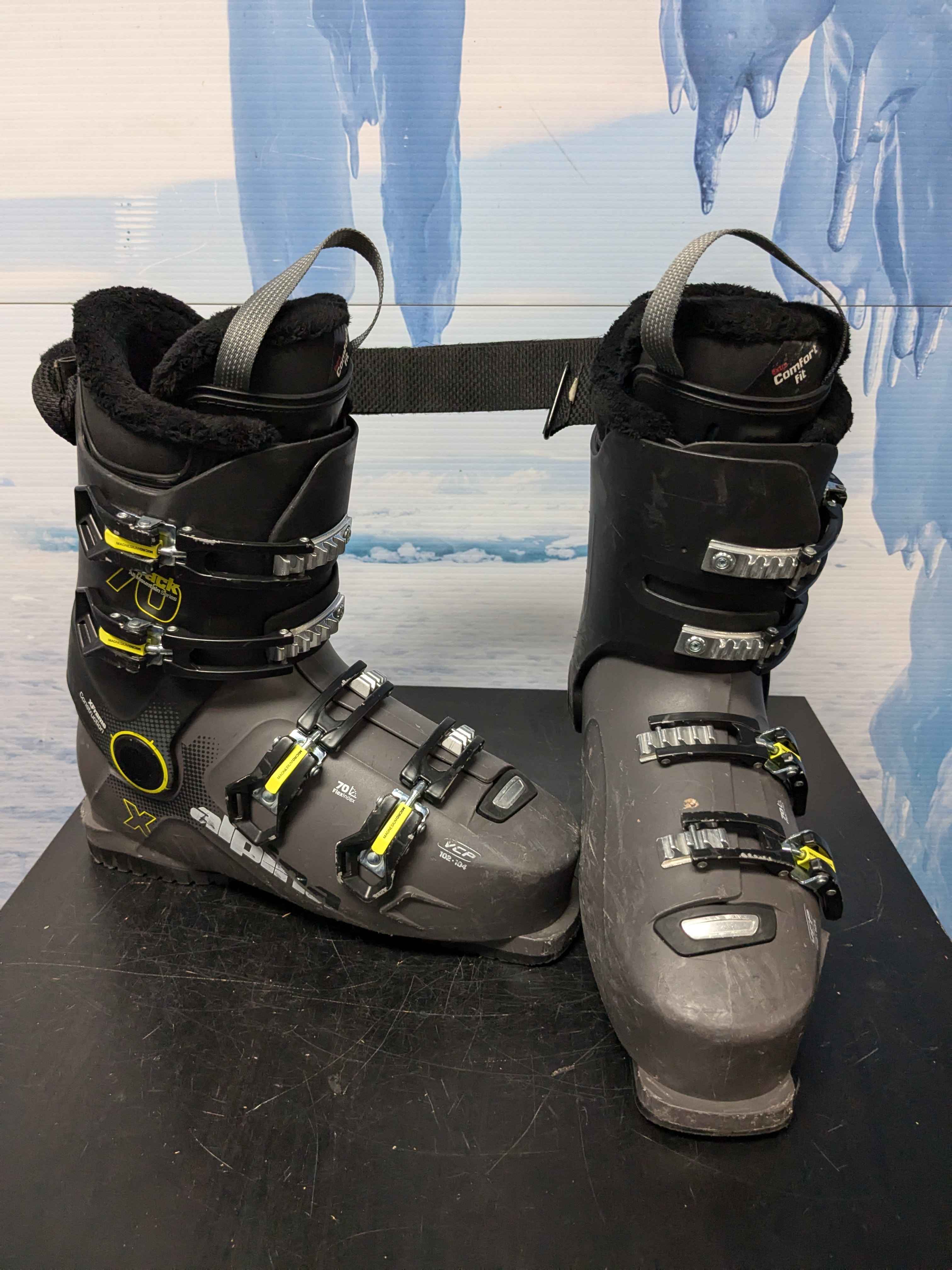 Used Alpina Xtrack 70 Ski Boot - 28.5MP