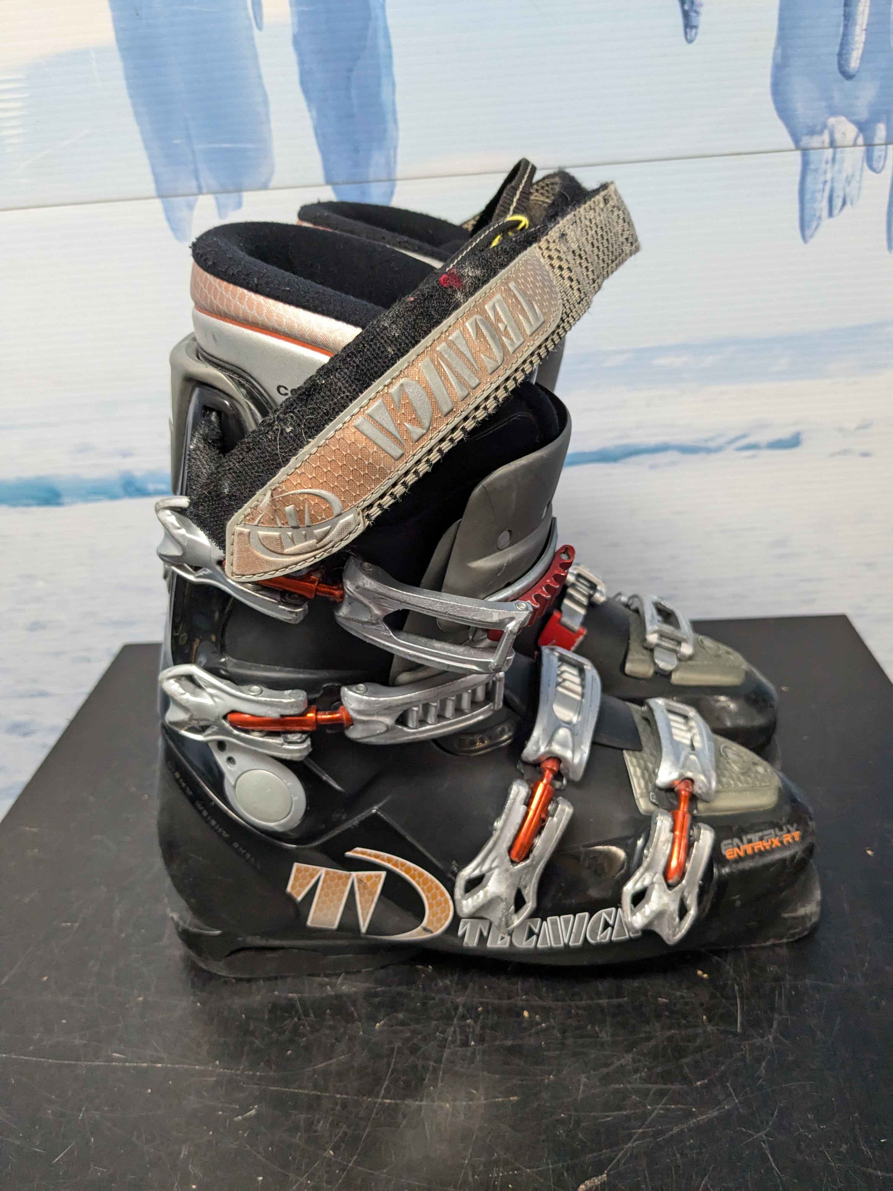 Used Tecnica EntryX RT Ski Boot - 27.5MP