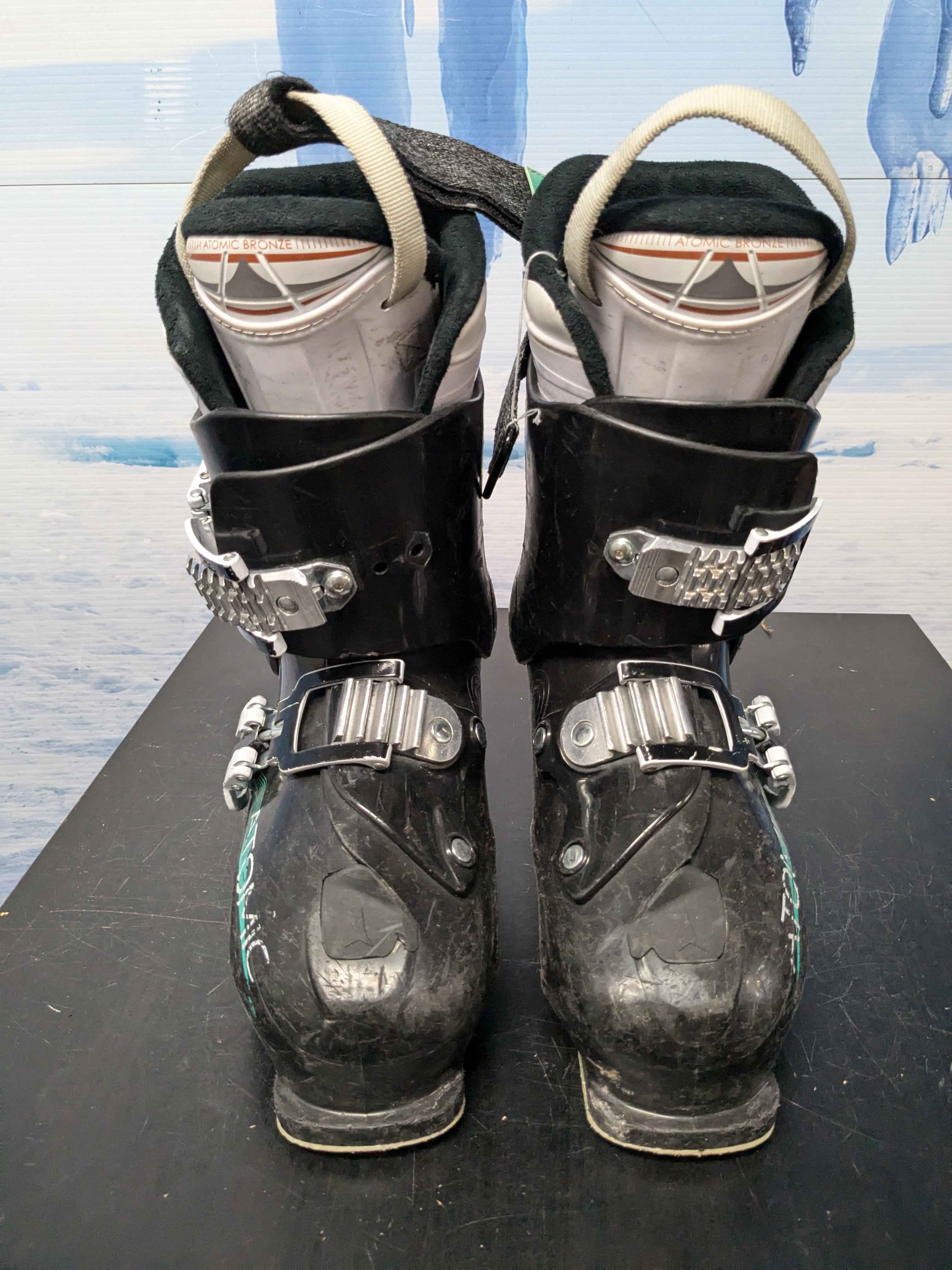 Used Atomic Live Fit 70 Ski Boot - 25.5MP